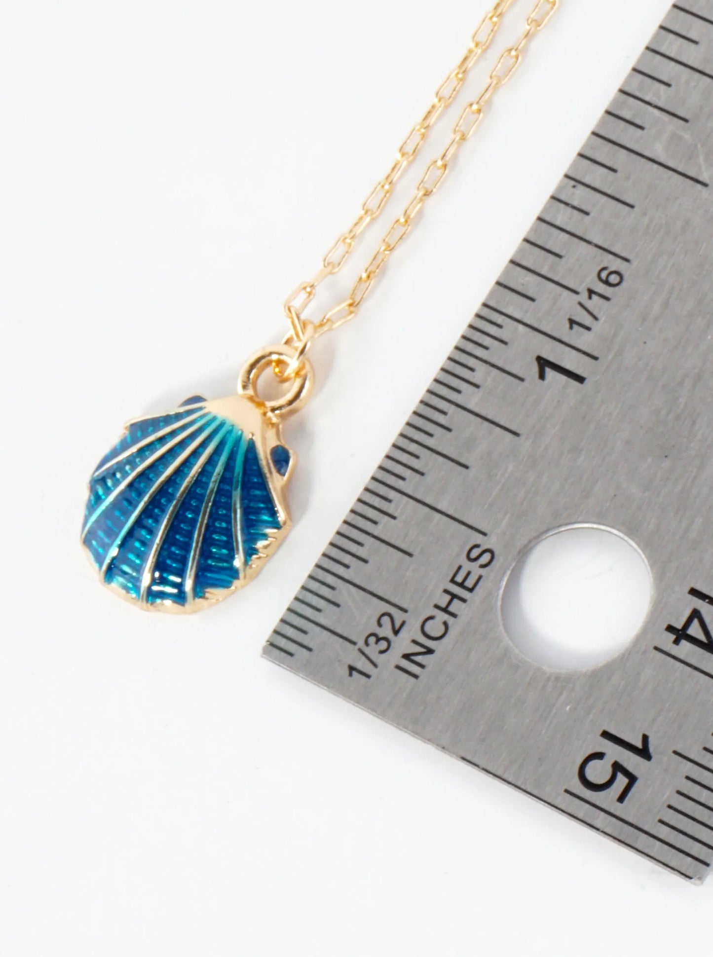 15mm Enamel Seashell Pendant 16-Inch Sea-Life Necklace
