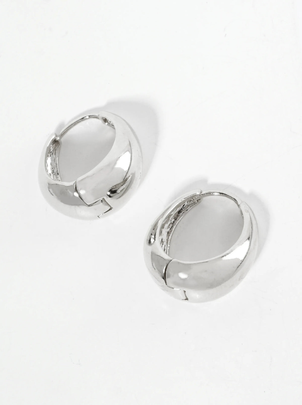 15mm Polished 14K-Gold-Dipped Tapered Huggie Hoop Earrings