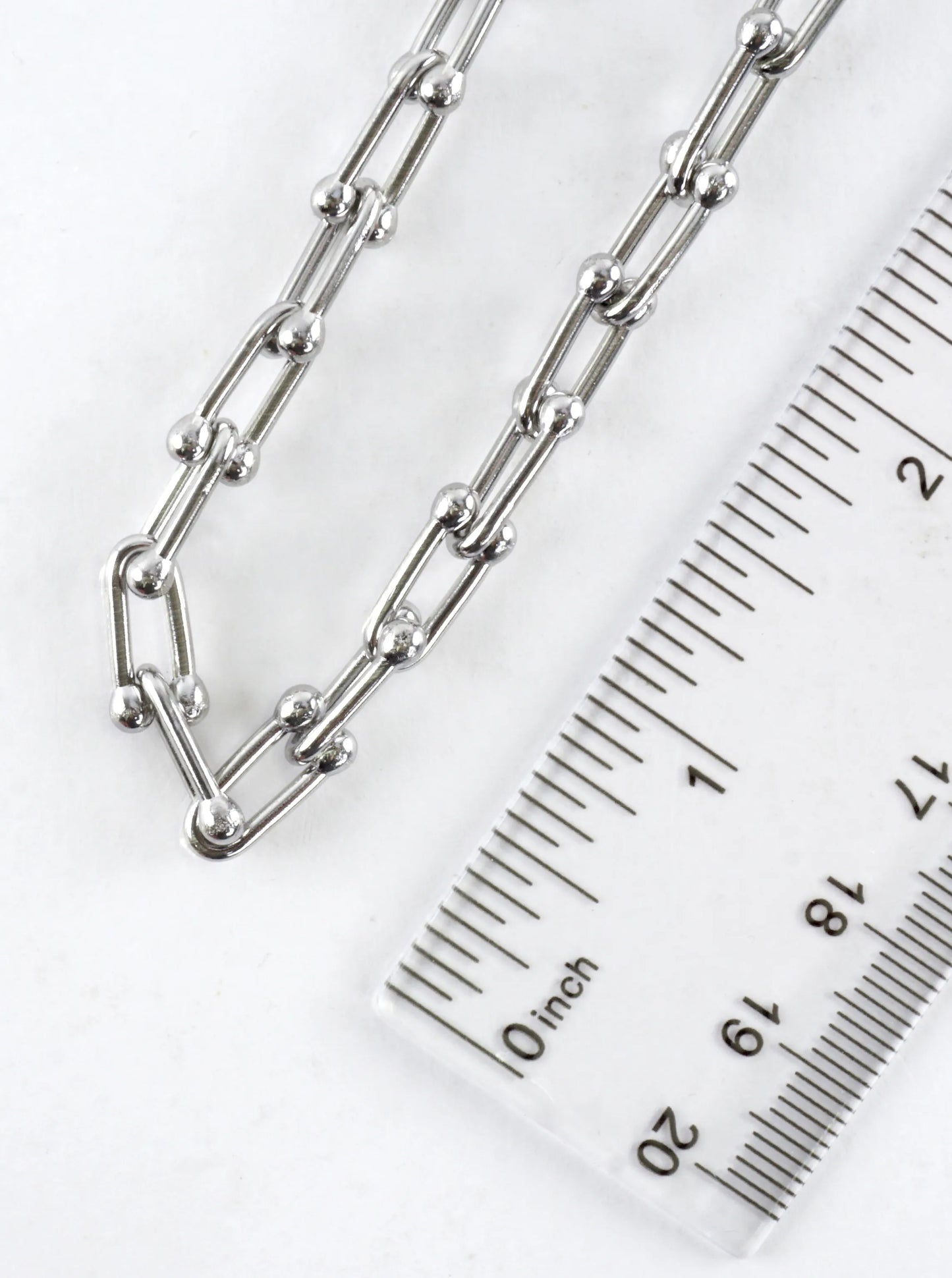 16 Inch Stainless Steel Horseshoe Chain Necklace