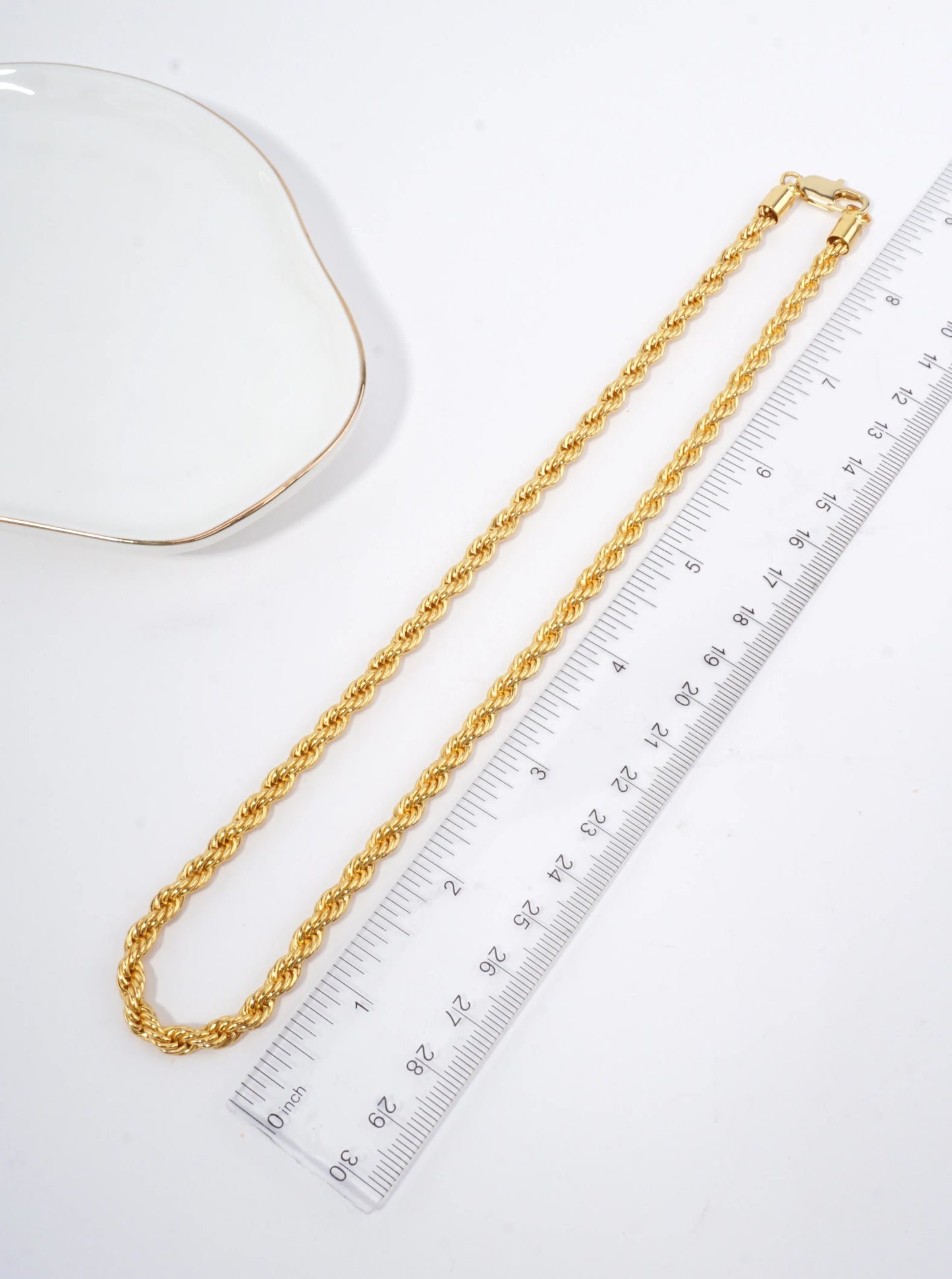 18 Inch Bold Twisted Rope Chain Necklace
