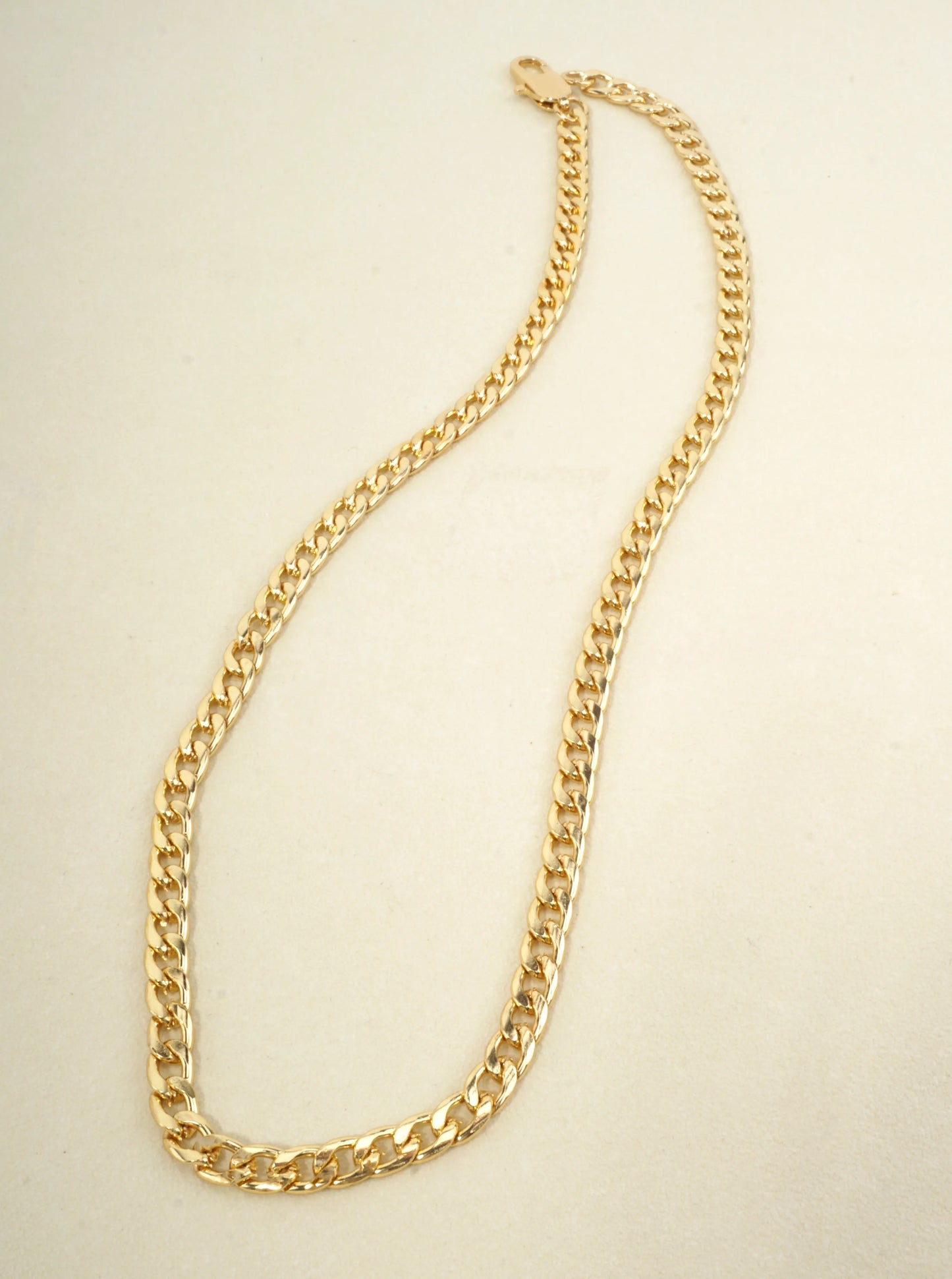 18 Inch Classic Curb Link Necklace