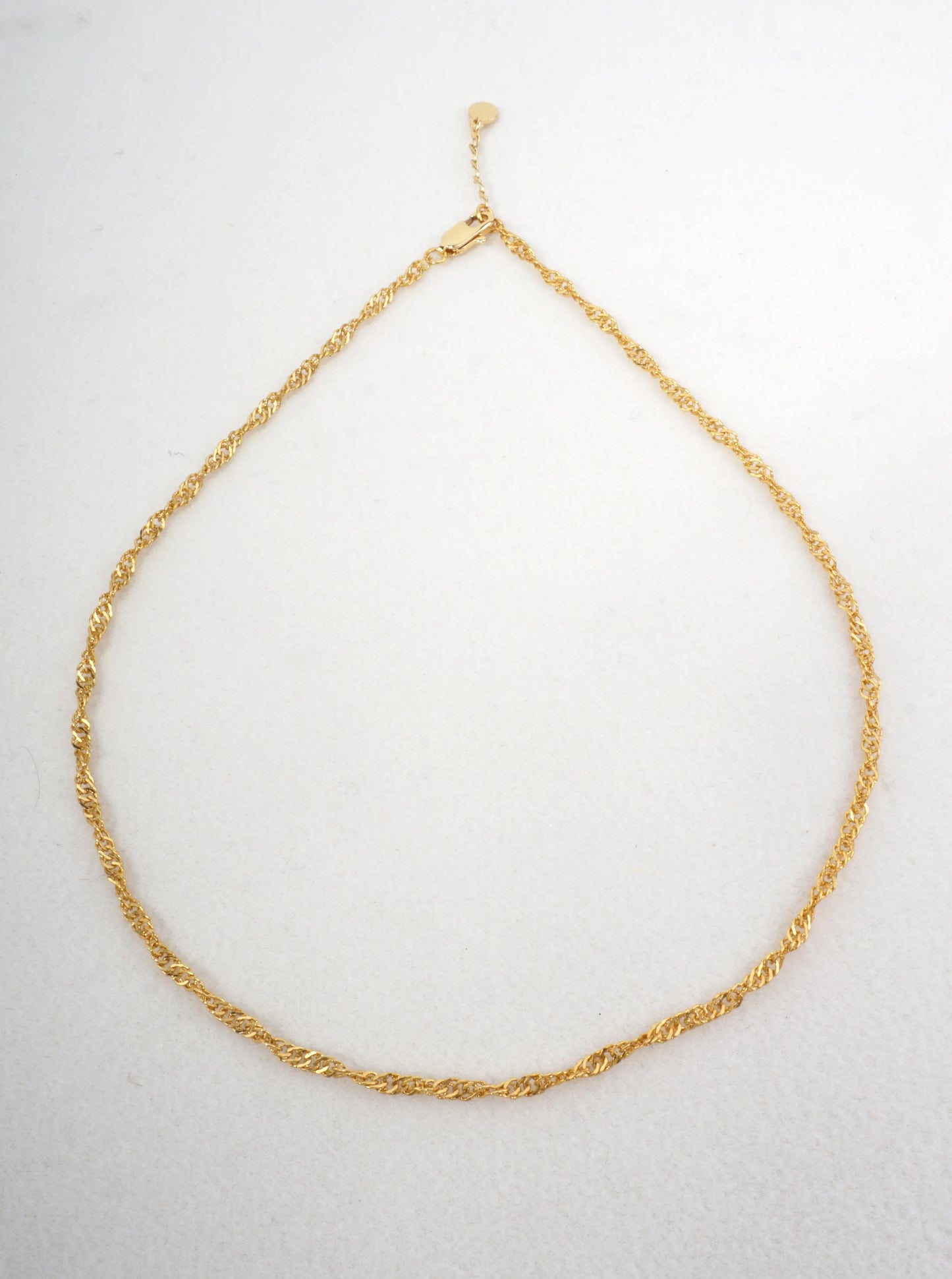 18 Inch Fine Twisted Chain Necklace