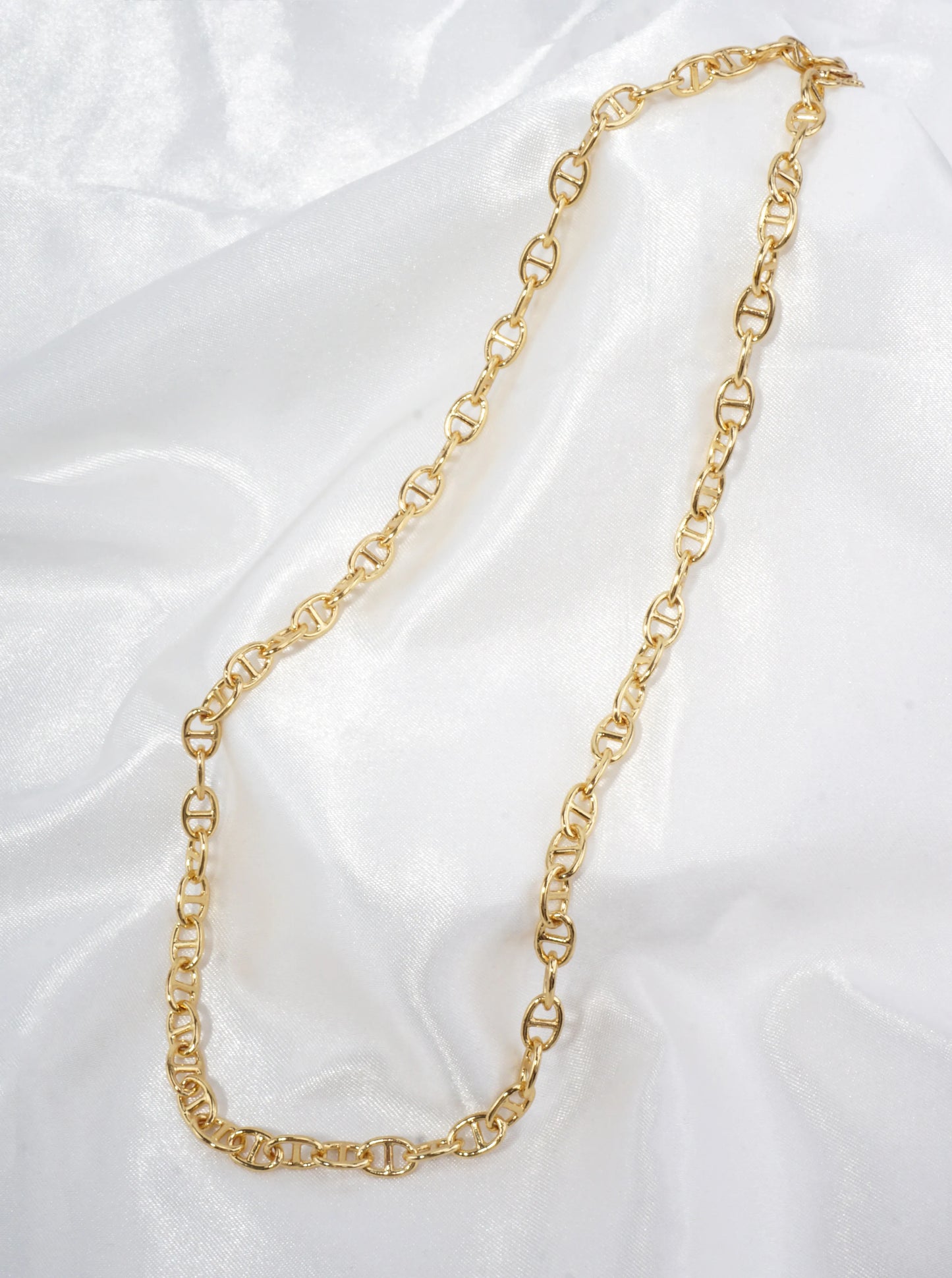 18 Inch Modern Horsebit Necklace