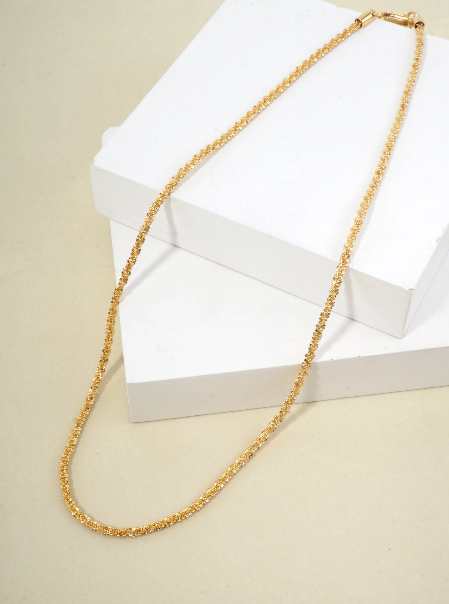 18 Inch Textured Artistic Brass Chain Necklace