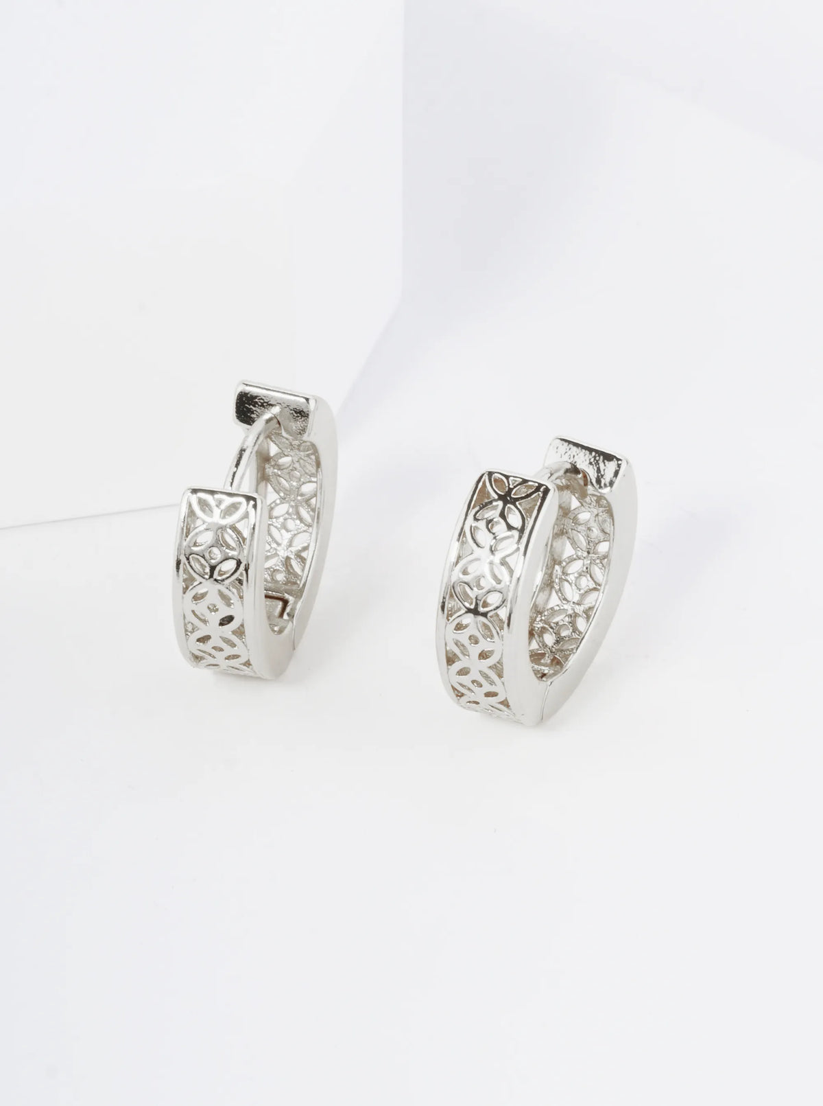 18K Gold Dipped 13mm Filigree Brass Huggie Hoop Earrings