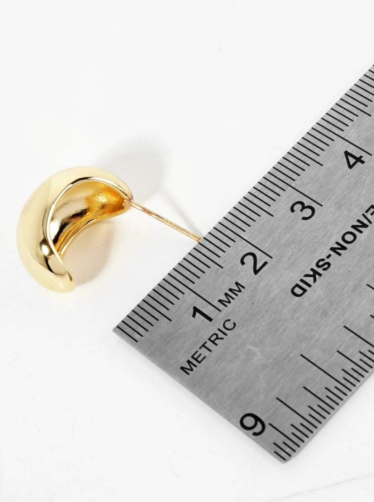 18K Gold Dipped 18mm Curved Oval Post Earrings