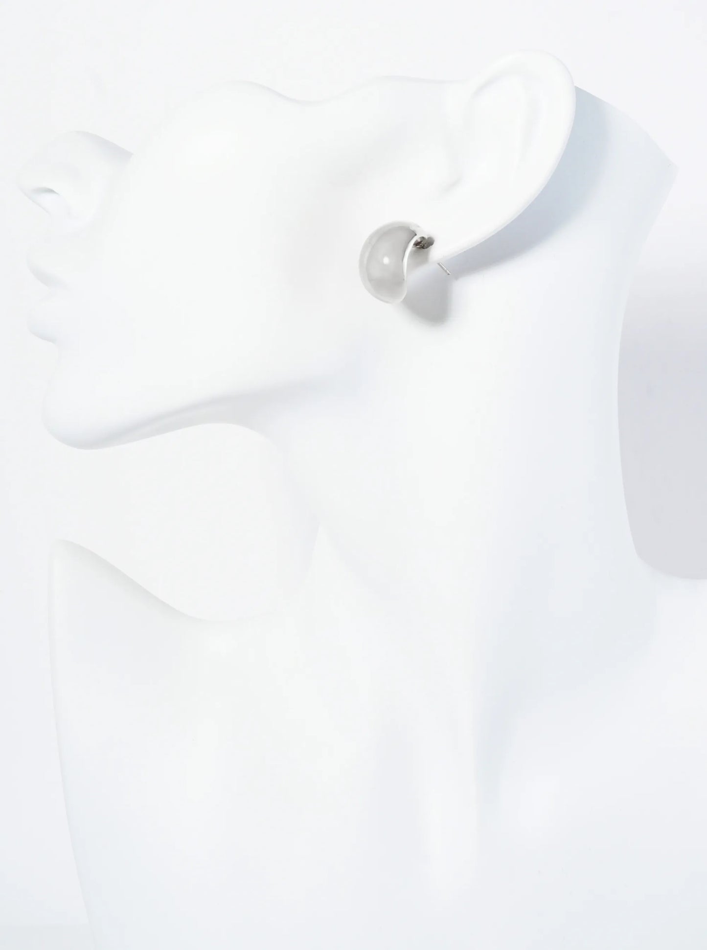 18K Gold Dipped 18mm Curved Oval Post Earrings