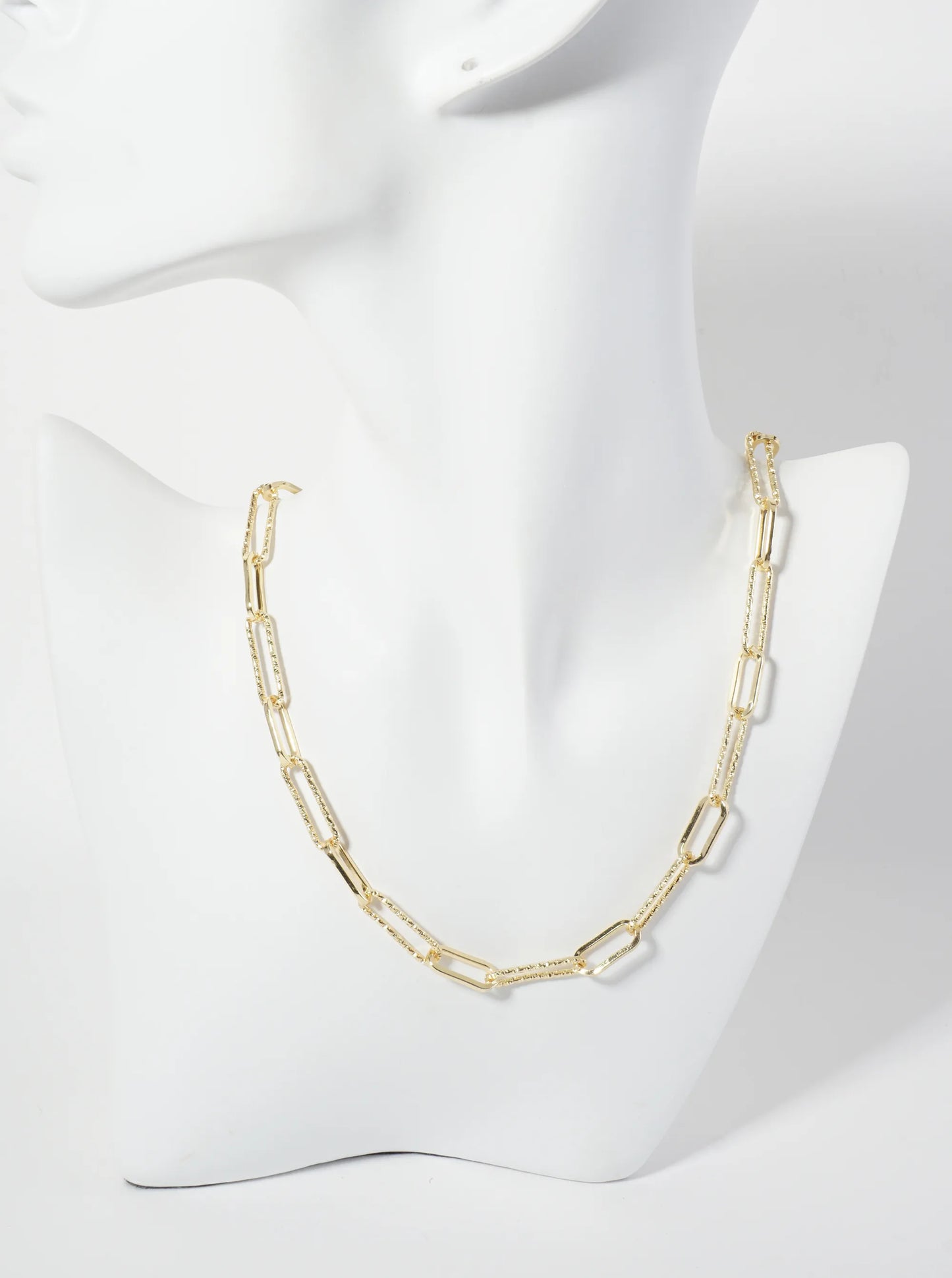 18K-Gold-Dipped 20-15mm Textured Paperclip Chain Necklace