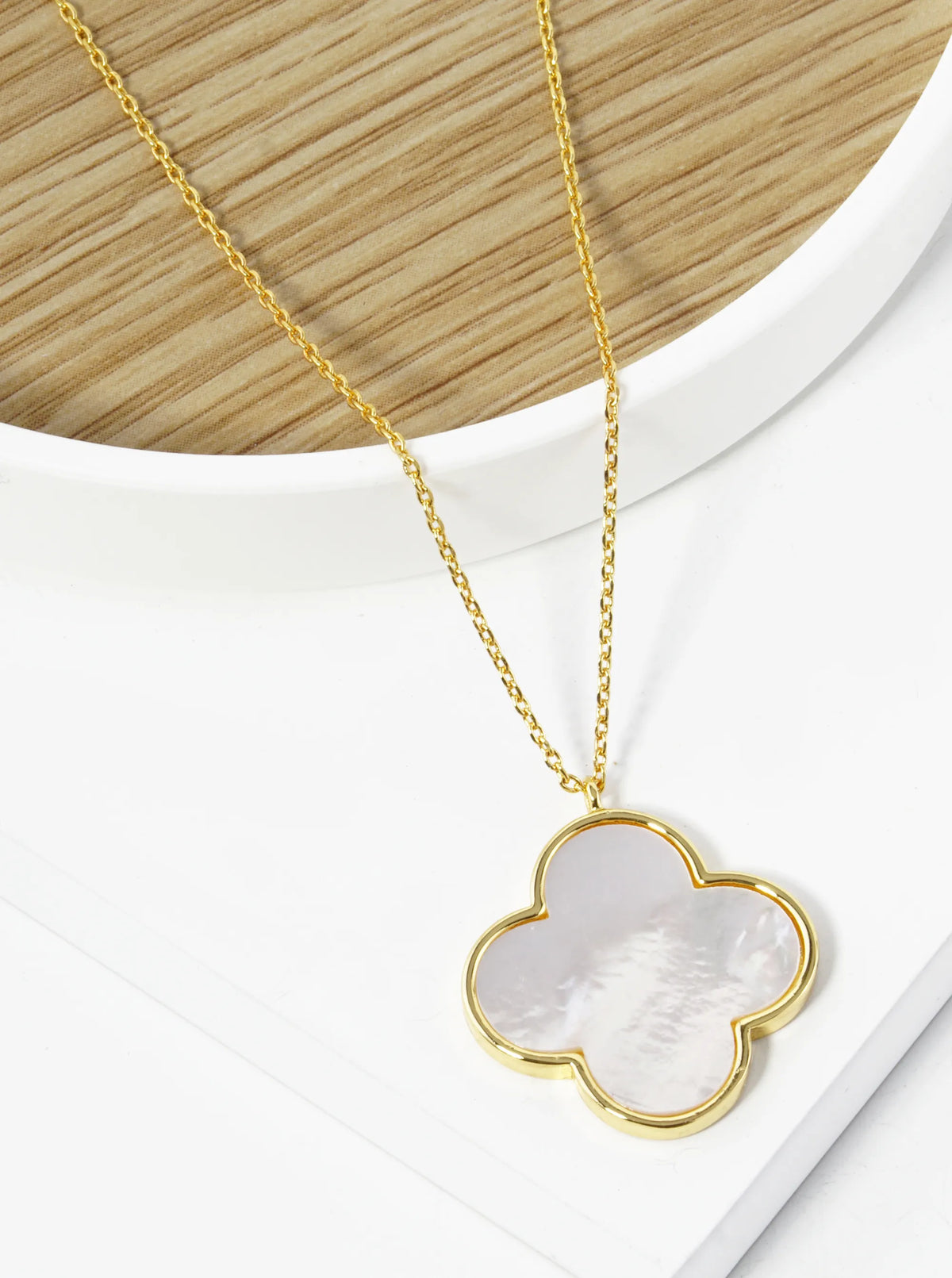 18K Gold Dipped 22mm Quatrefoil Pendant Necklace
