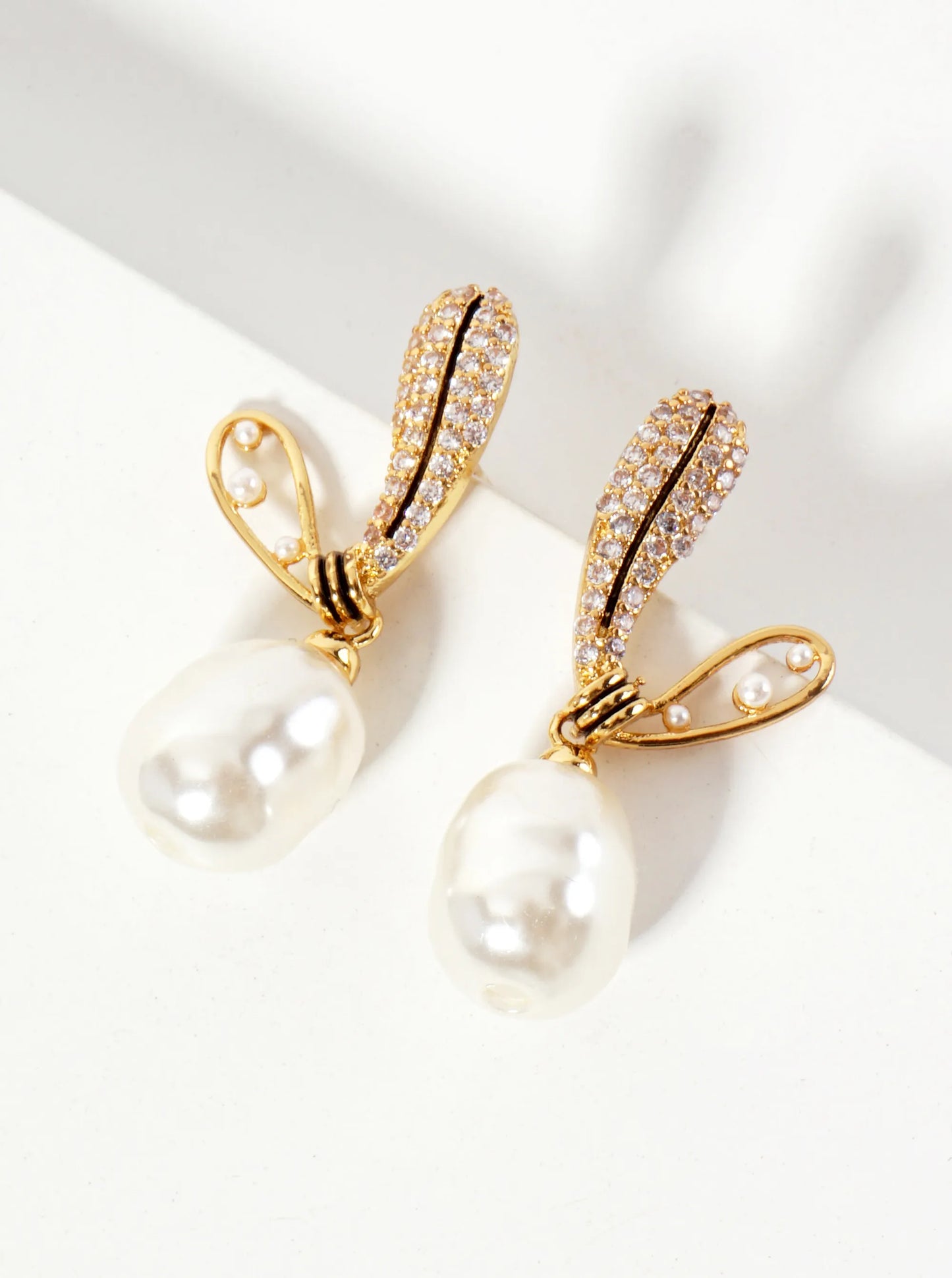 18K-Gold-Dipped Brass Micro-Pave-Set Cubic-Zirconia Heart Post Earrings With Pearl Drop