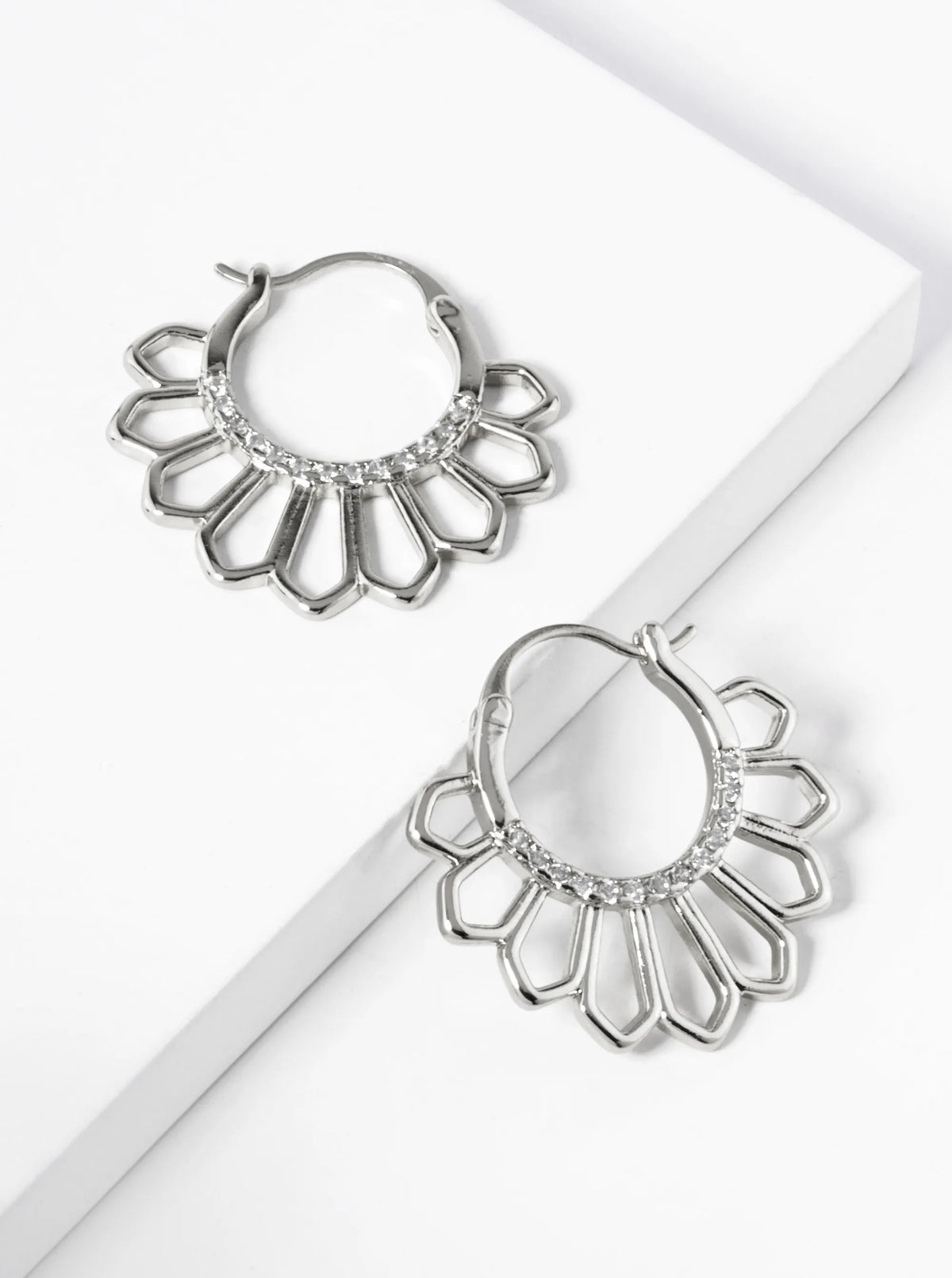 18K Gold Dipped Flower Motif Brass Pin Catch Hoop Earrings Rhodium