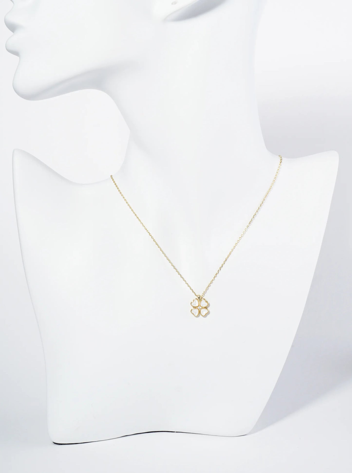 18K Gold Dipped Mother Of Pearl Clover Pendant Necklace