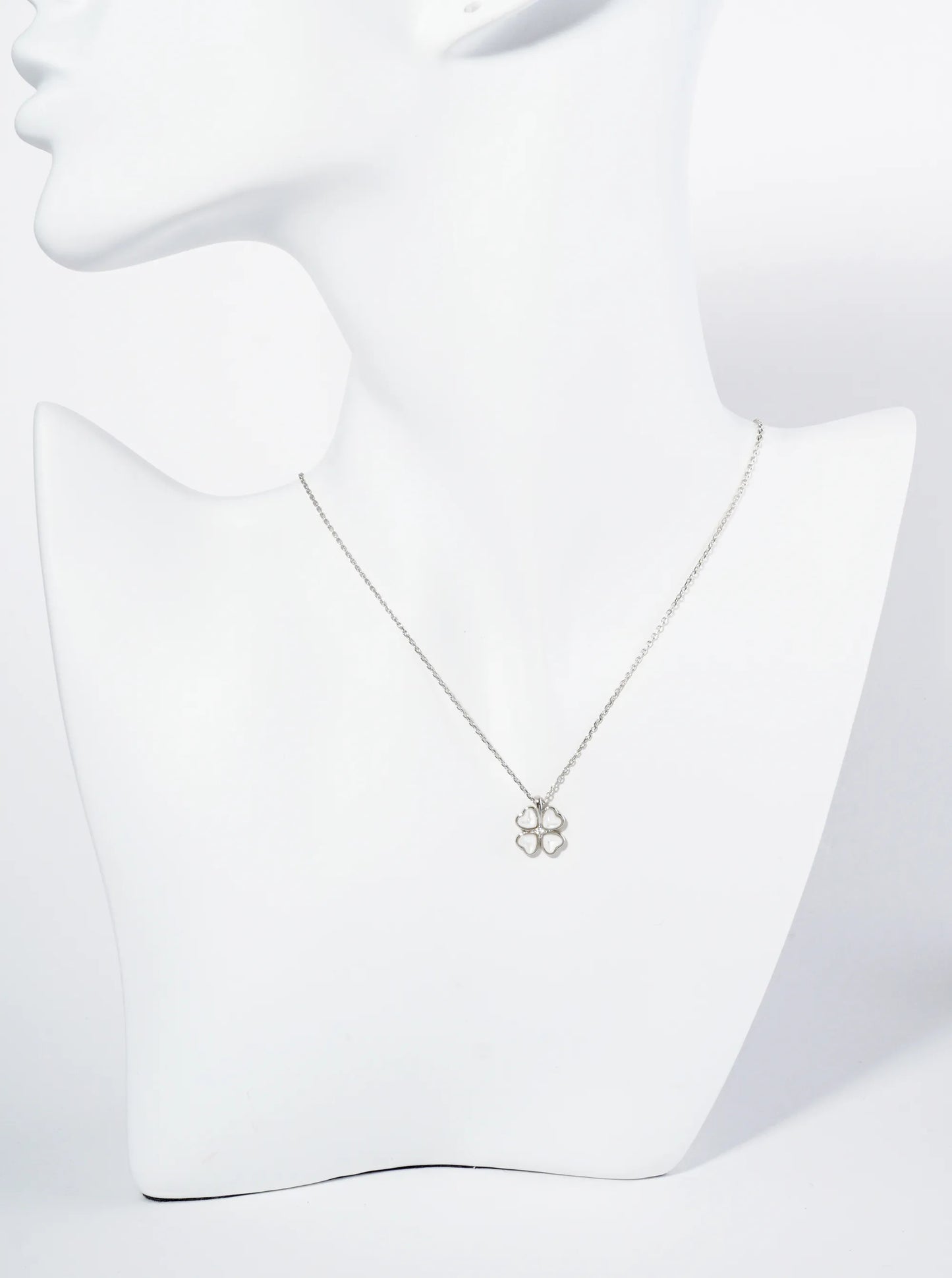 18K Gold Dipped Mother Of Pearl Clover Pendant Necklace