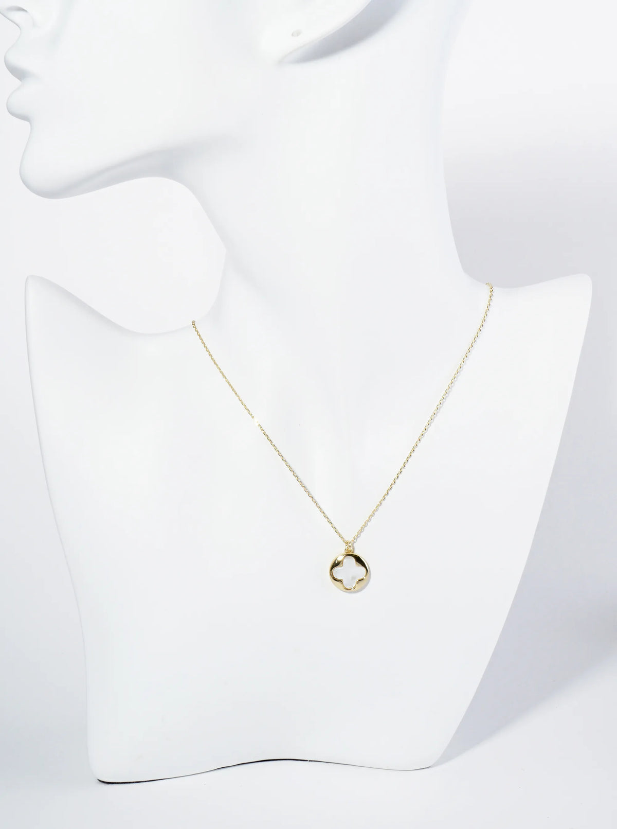 18K Gold Dipped Mother Of Pearl Quatrefoil Pendant Necklace