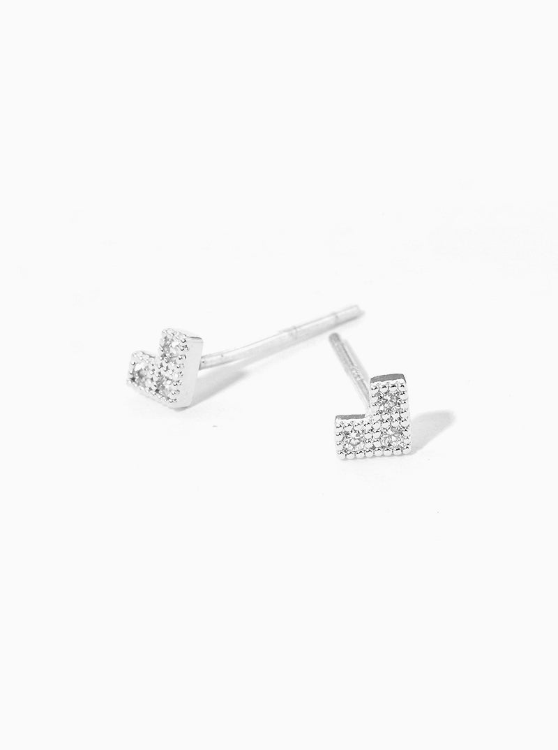 18K Gold Dipped Pixelated Small Heart Minimalist Stud Earrings