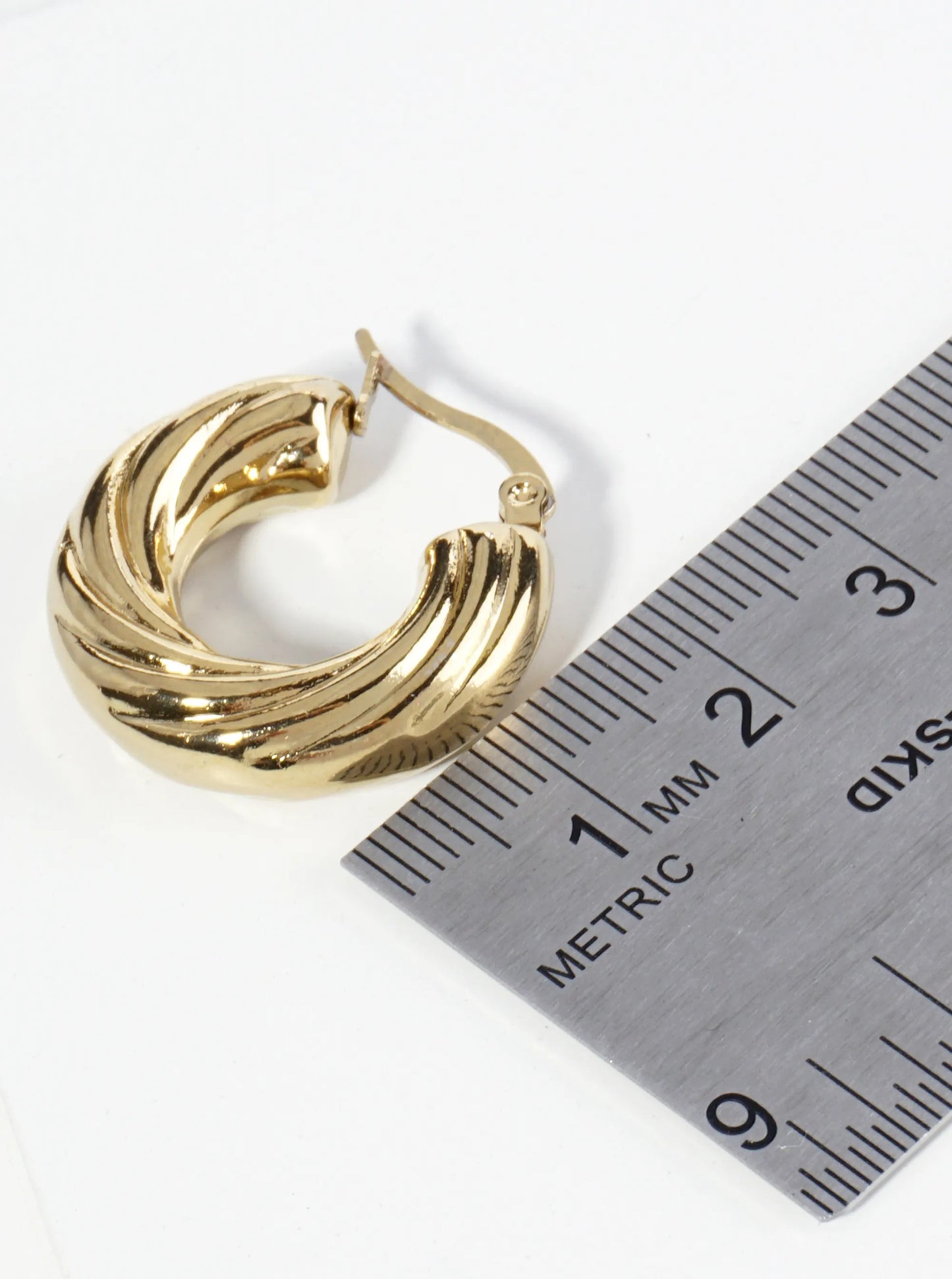 18K Gold Dipped Textured 1 Inch Stainless Steel Hoop Earrings