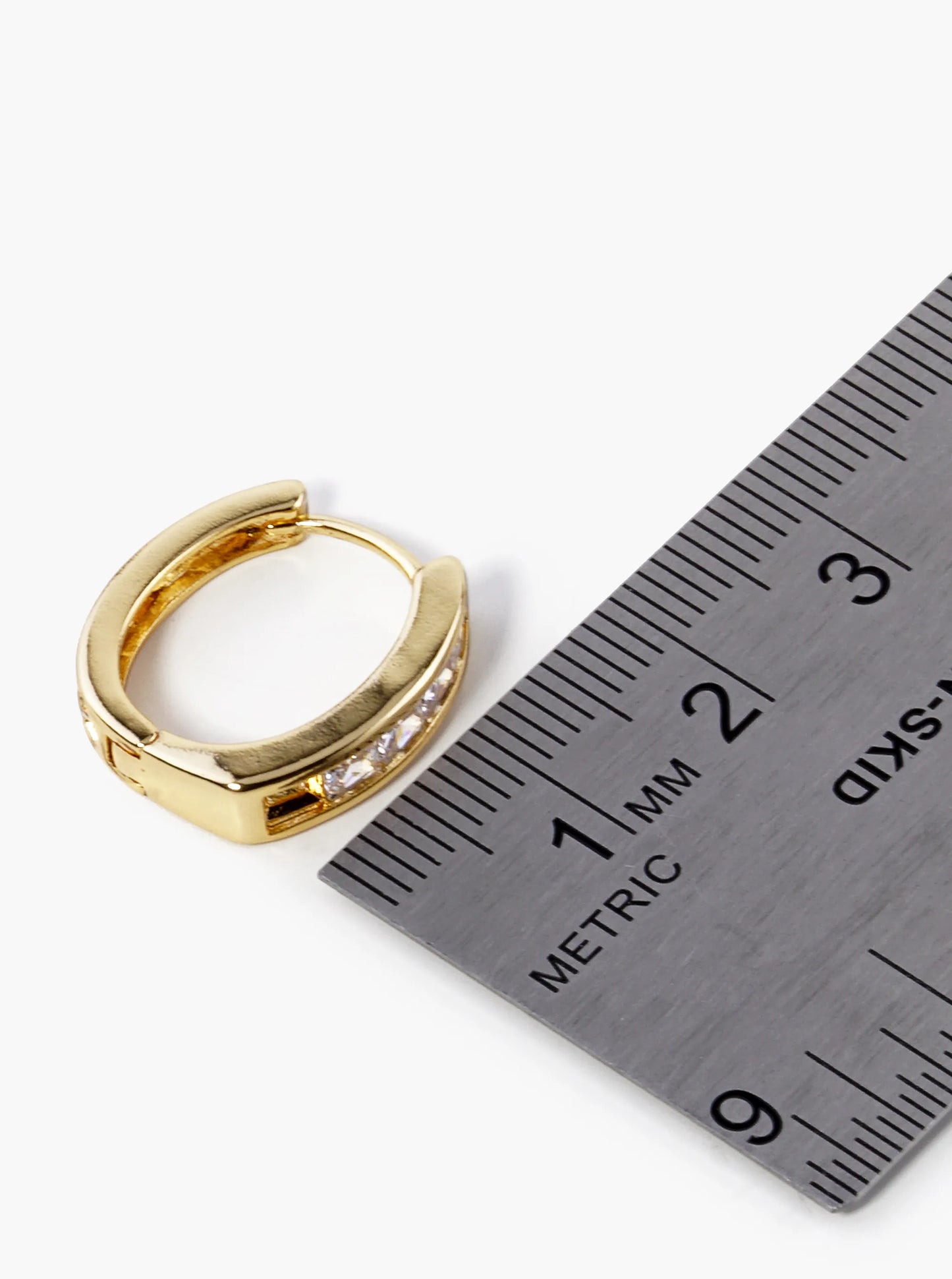 18K Gold Dipped Textured Oval Brass Oval Huggie Earrings