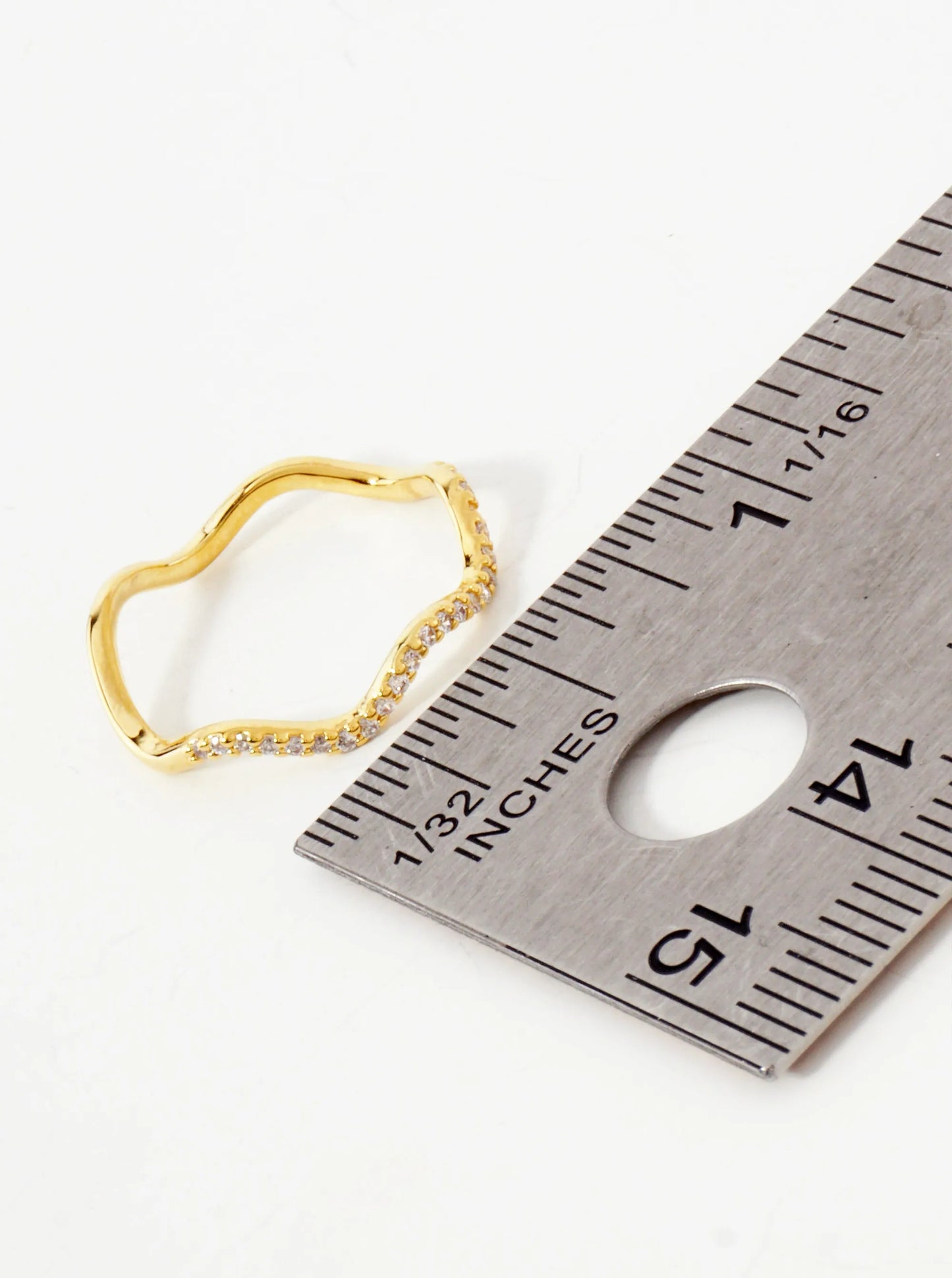 18K-Gold-Dipped Wavy CZ Minimalist Ring