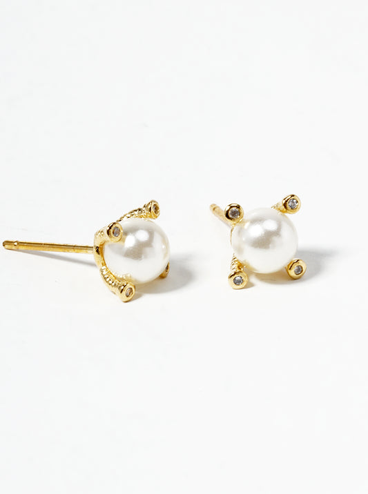 18k Gold Dipped 6mm Glass Pearl Post Stud Earrings