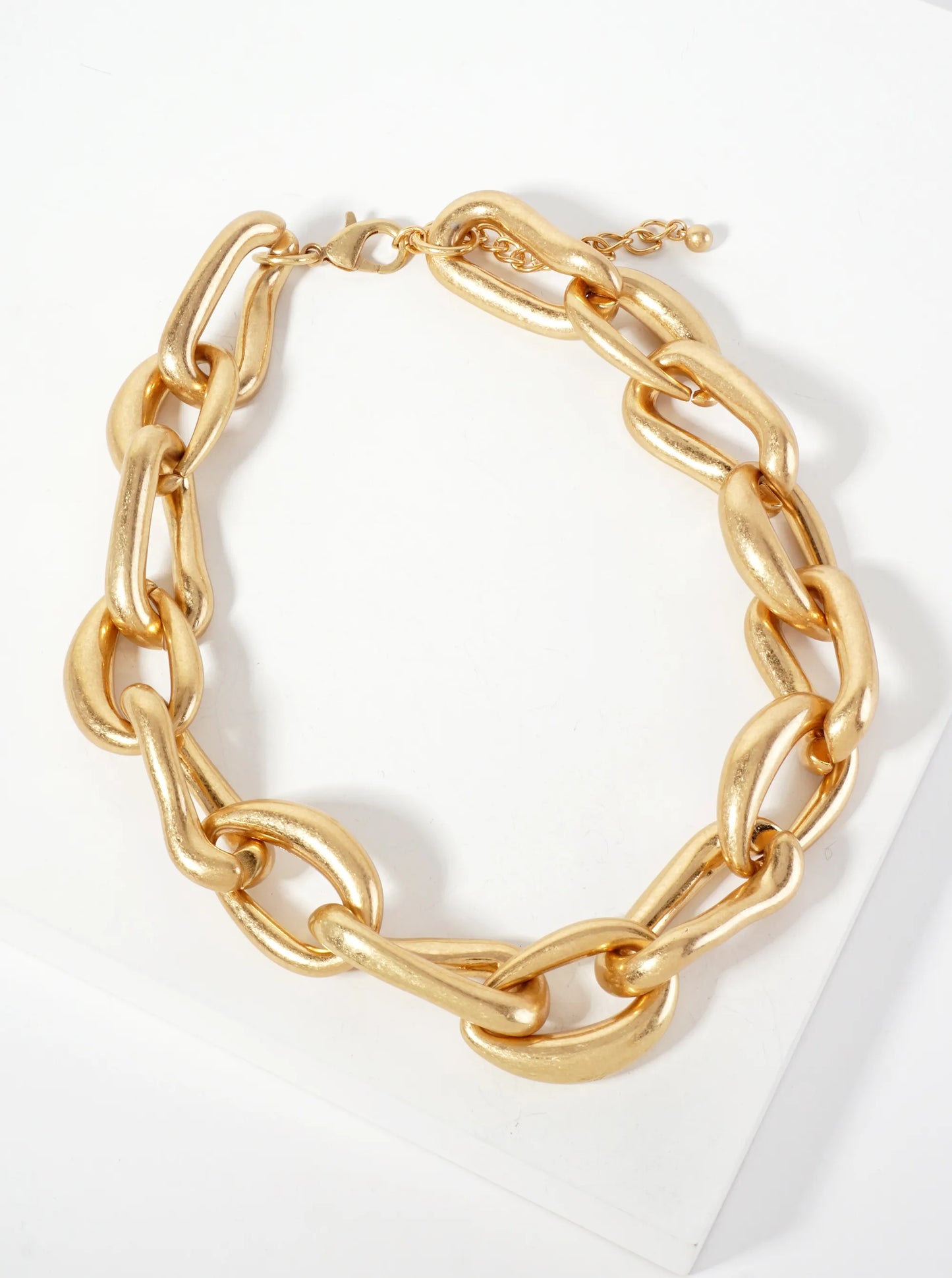 19-inch Irregular-Shaped Chunky Chain Statement Necklace