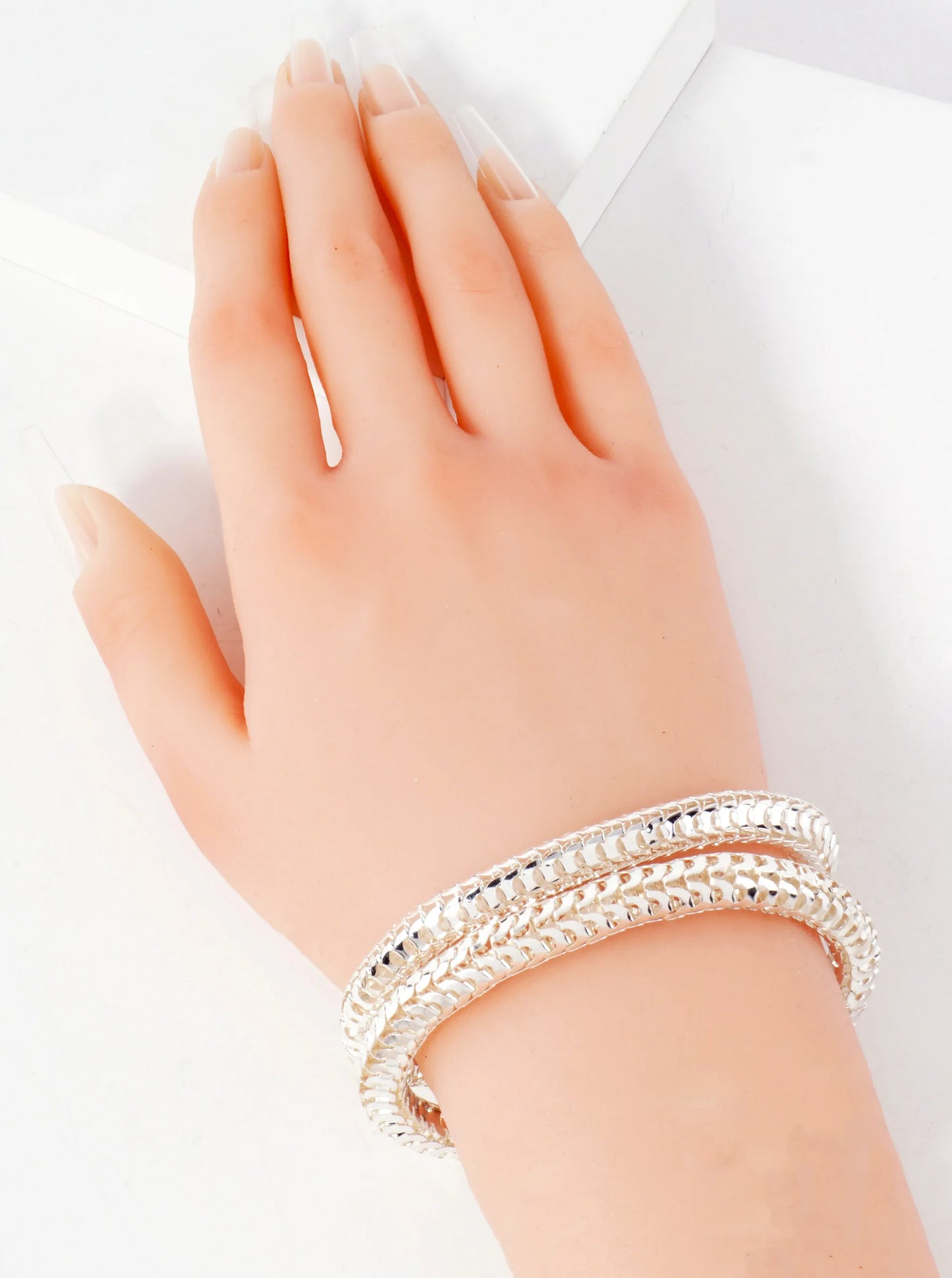 2-PC-Set Polished Stackable Stretch Metal Bracelet