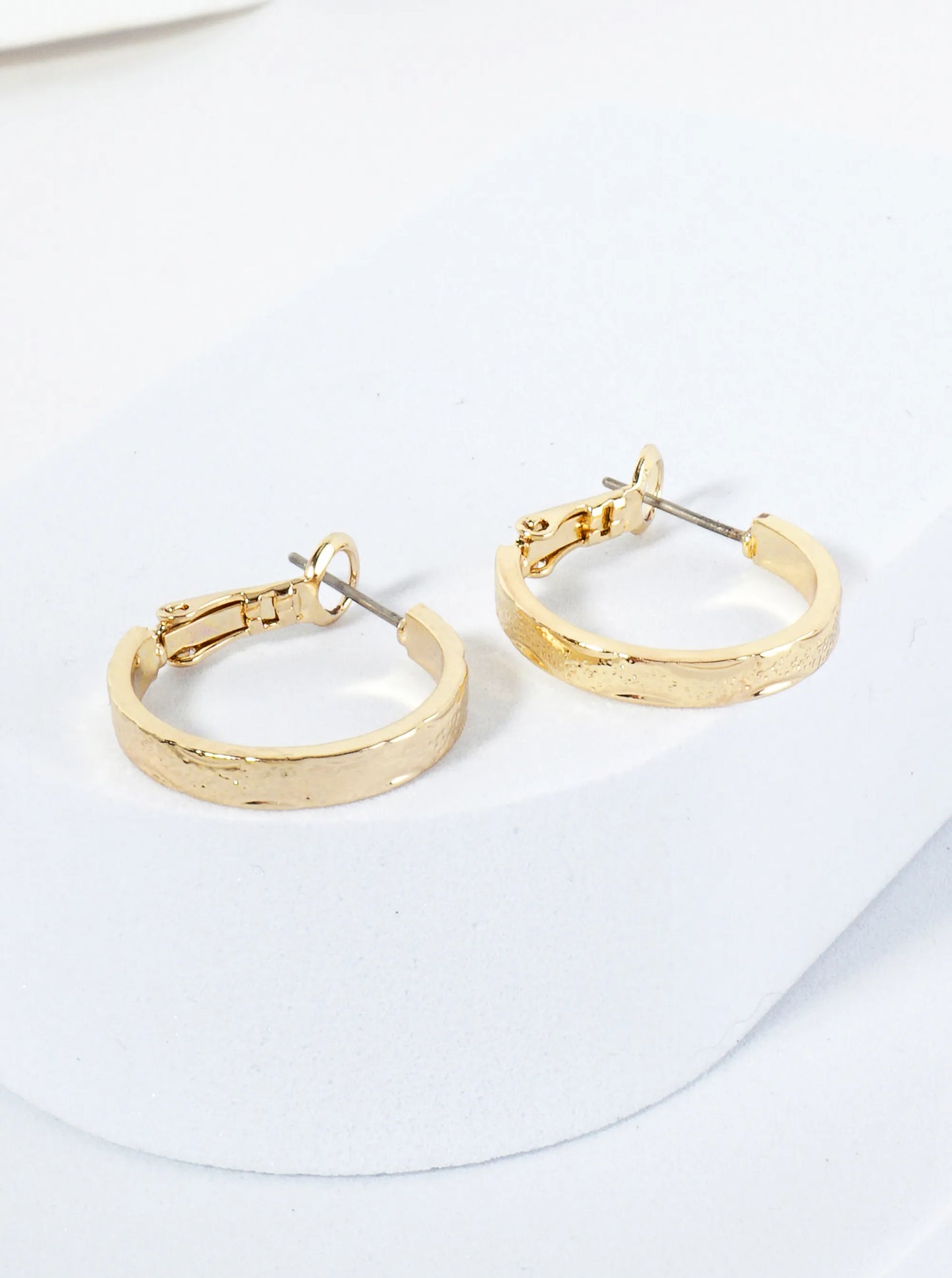20mm 14K-Gold-Dipped Refined Texture Latch-Back Hoop Earrings