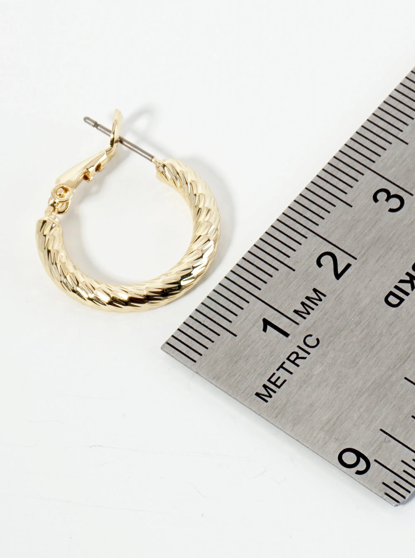 20mm 14K-Gold-Dipped Textured Brass Latch-Back Hoop Earrings With 3mm Thickness