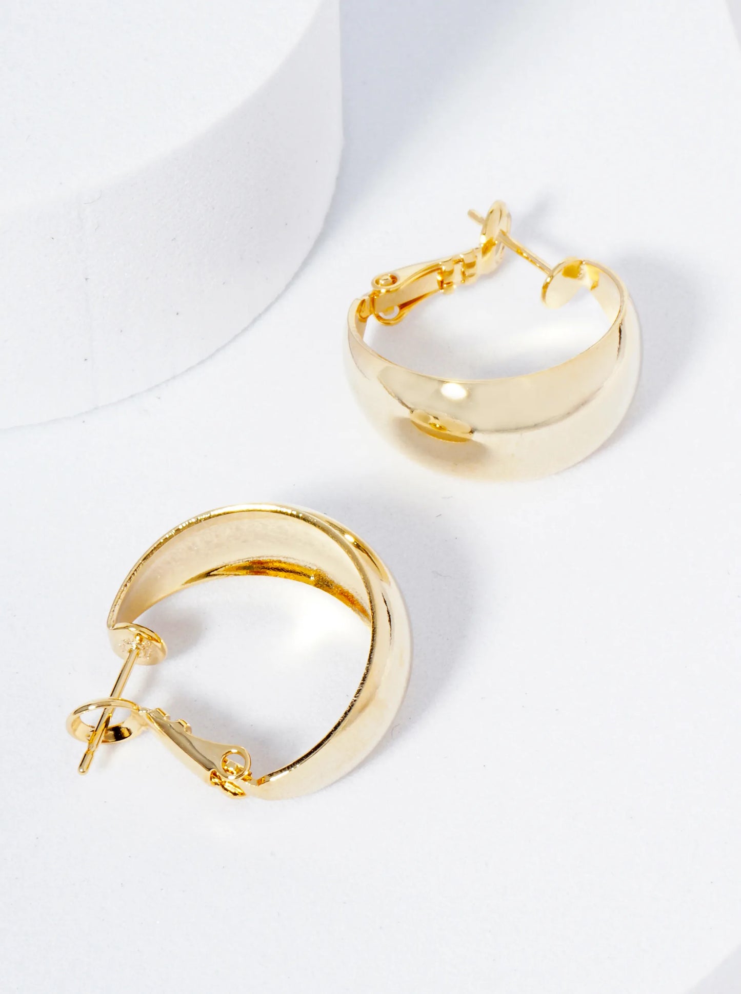 20mm Polished 14K-Gold-Dipped Tapered Latch Back Hoop Earrings