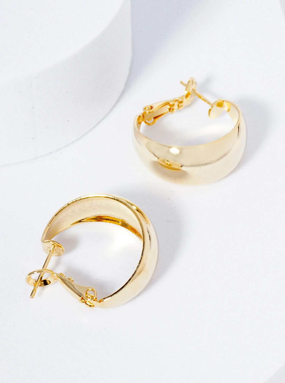 20mm Polished 14K-Gold-Dipped Tapered Latch Back Hoop Earrings