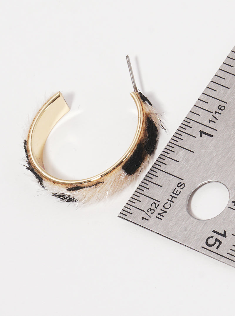 25MM LEOPARD ANIMAL PRINT FAUX FUR HOOP EARRINGS