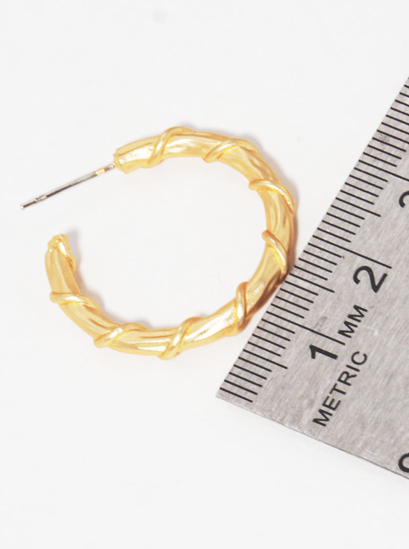 25MM TEXTURED METAL HOOP EARRINGS