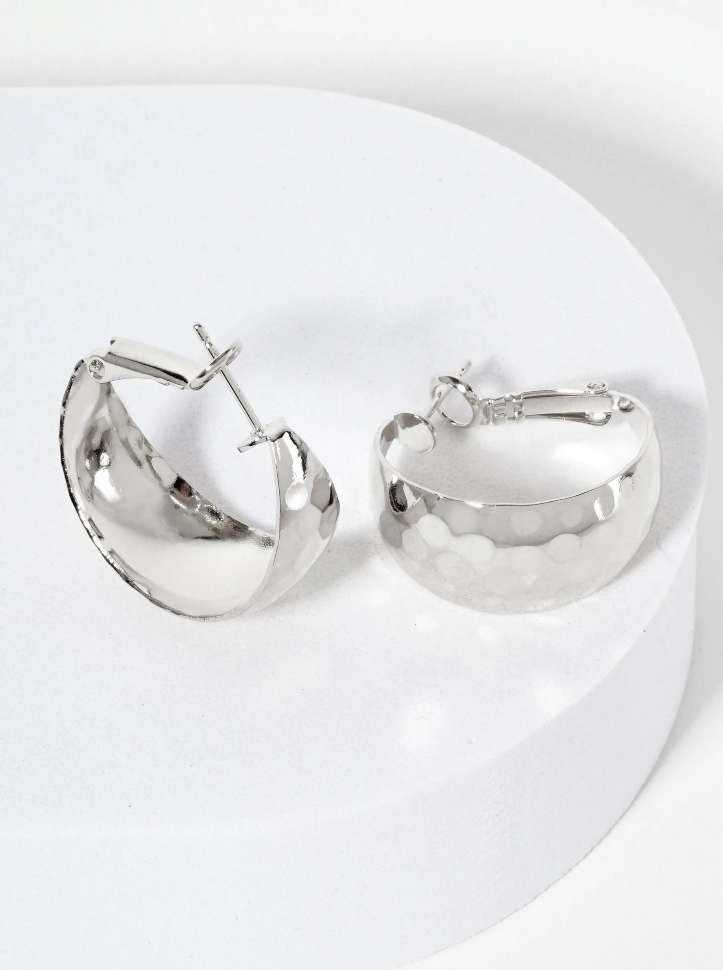 25mm 14K-Gold-Dipped Hammered-Texture Tapered Latch-Back Hoop Earrings