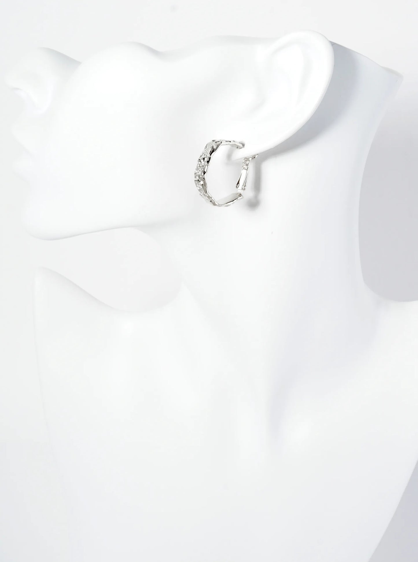 25mm 14K-Gold-Dipped Latch-Back Hoop Earrings With Floral And Leaf Texture