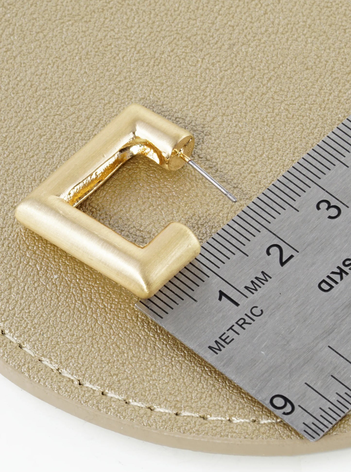 25mm Chunky Square Hoop Earrings