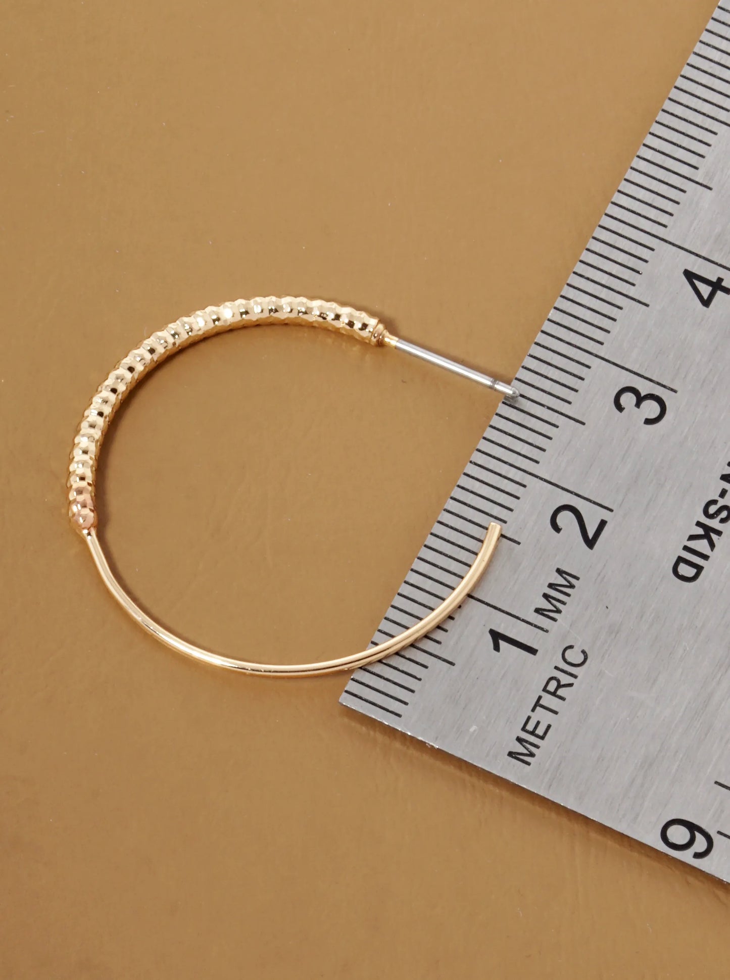 25mm Delicate Textured Metal Hoop Earrings