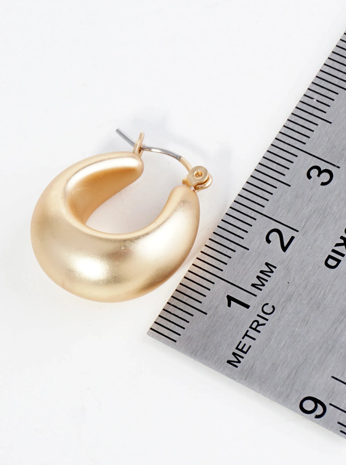 25mm Hollow Metallic Bold Hoop Earrings