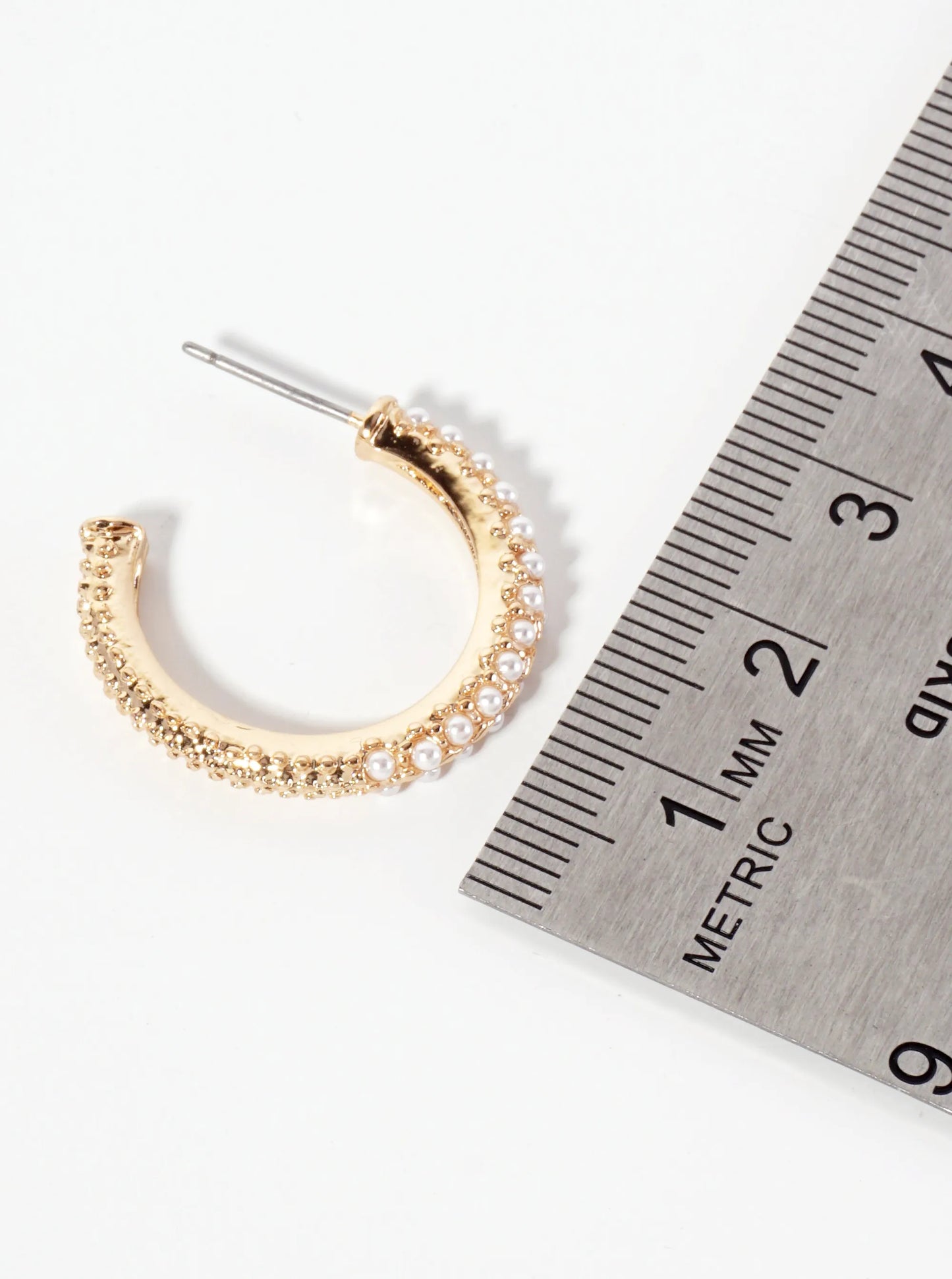 25mm Textured Half Pearl Accented Hoop Earrings