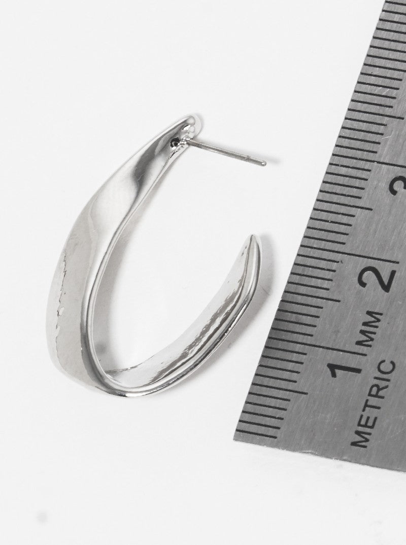 25mm Twist Oval Metal Hoop Earrings