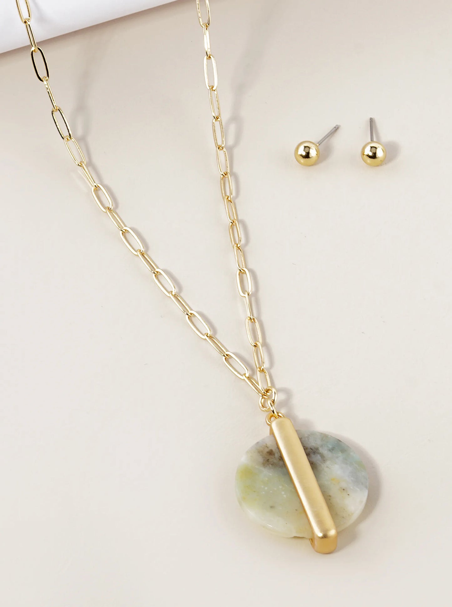 28 Inch Long Equal Half Semiprecious Stone Pendant Necklace