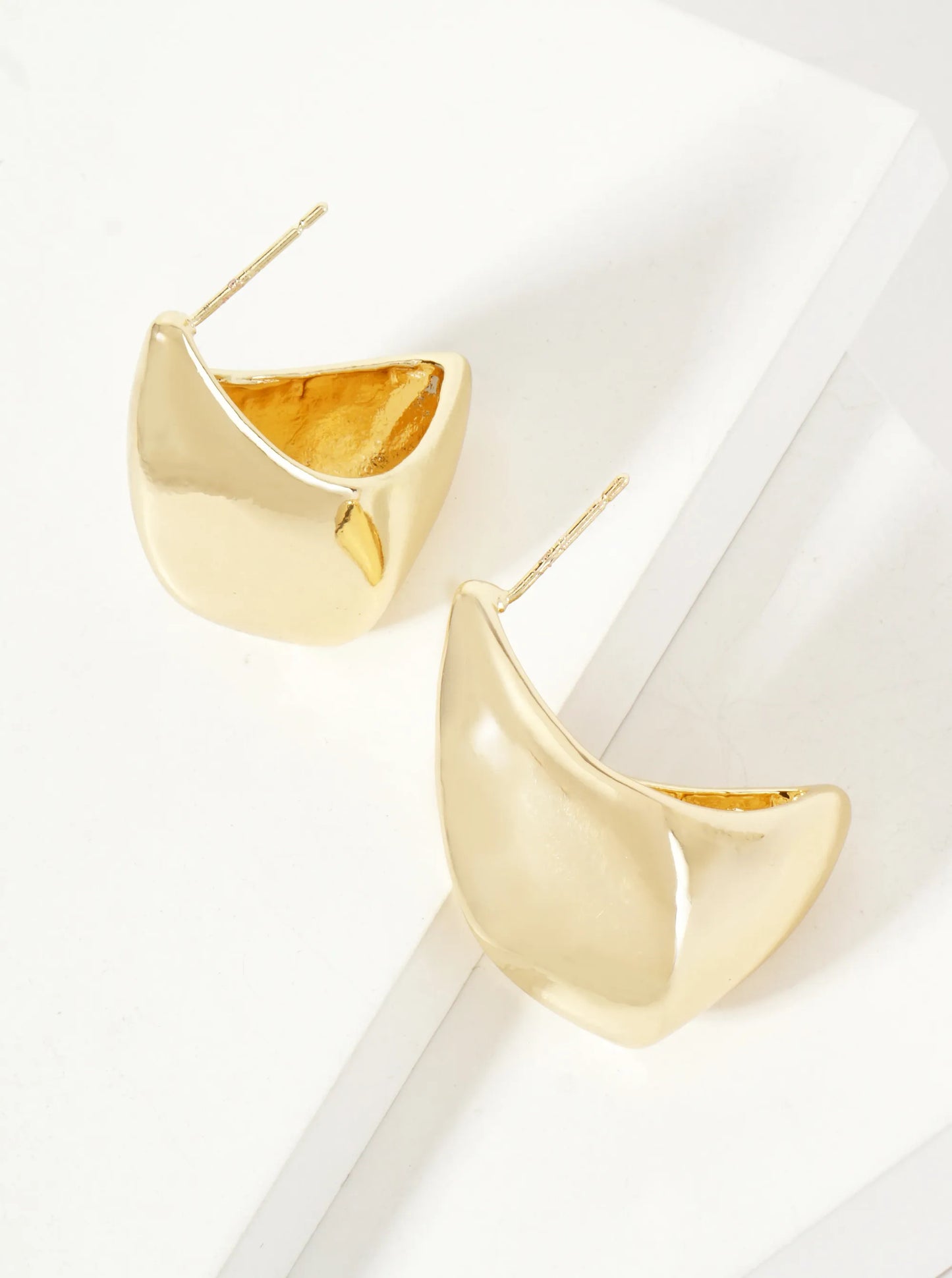 28mm Modern Hollow Teardrop Polished Brass 18K-Gold-Dipped Hoop Earrings