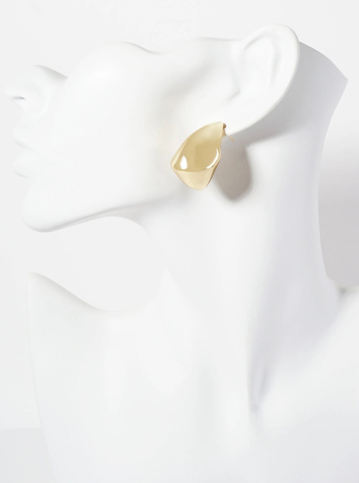 28mm Modern Hollow Teardrop Polished Brass 18K-Gold-Dipped Hoop Earrings
