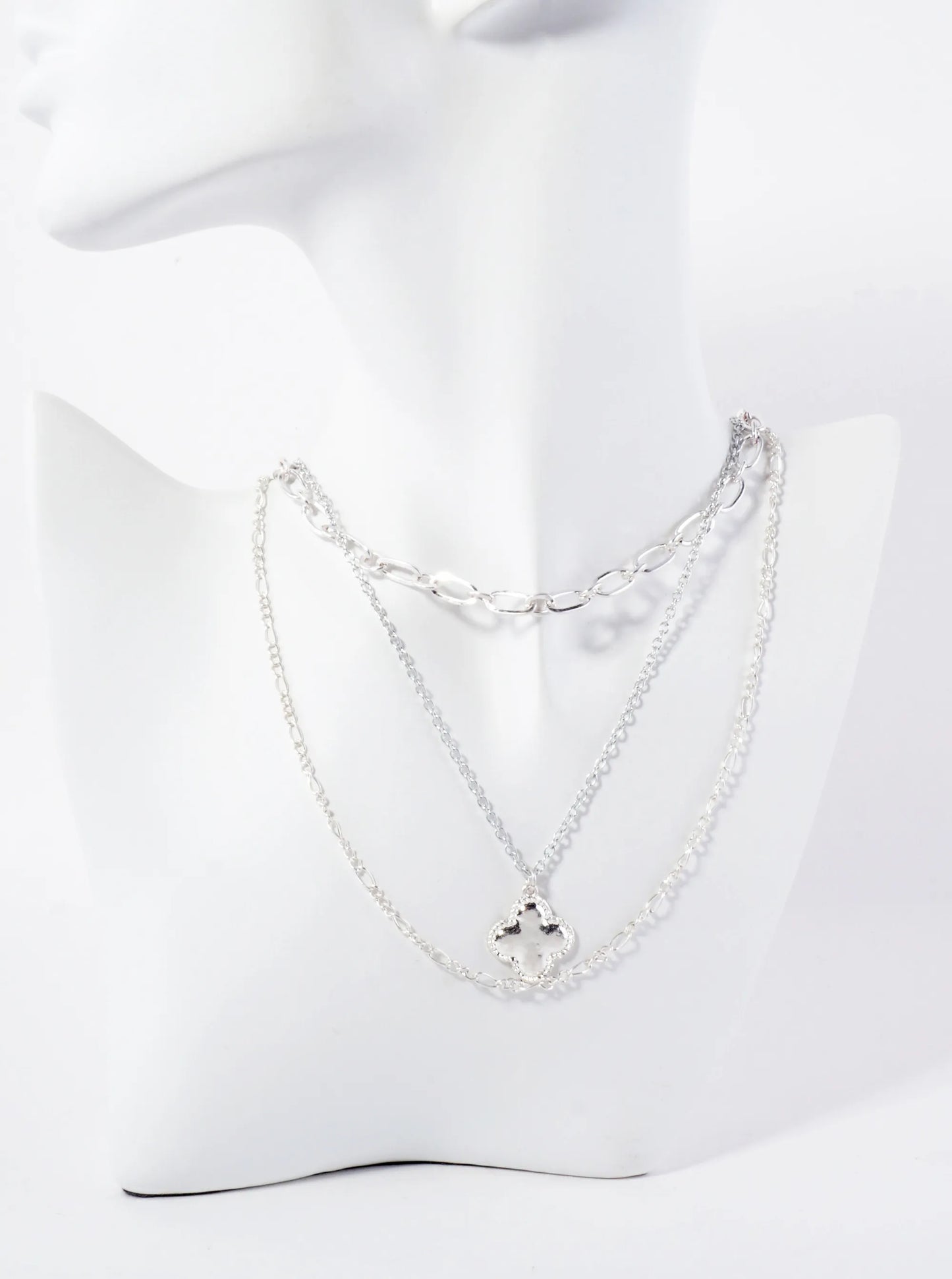 3-PC-Set Hammered-Texture 20mm Quatrefoil Pendant Layered Necklace