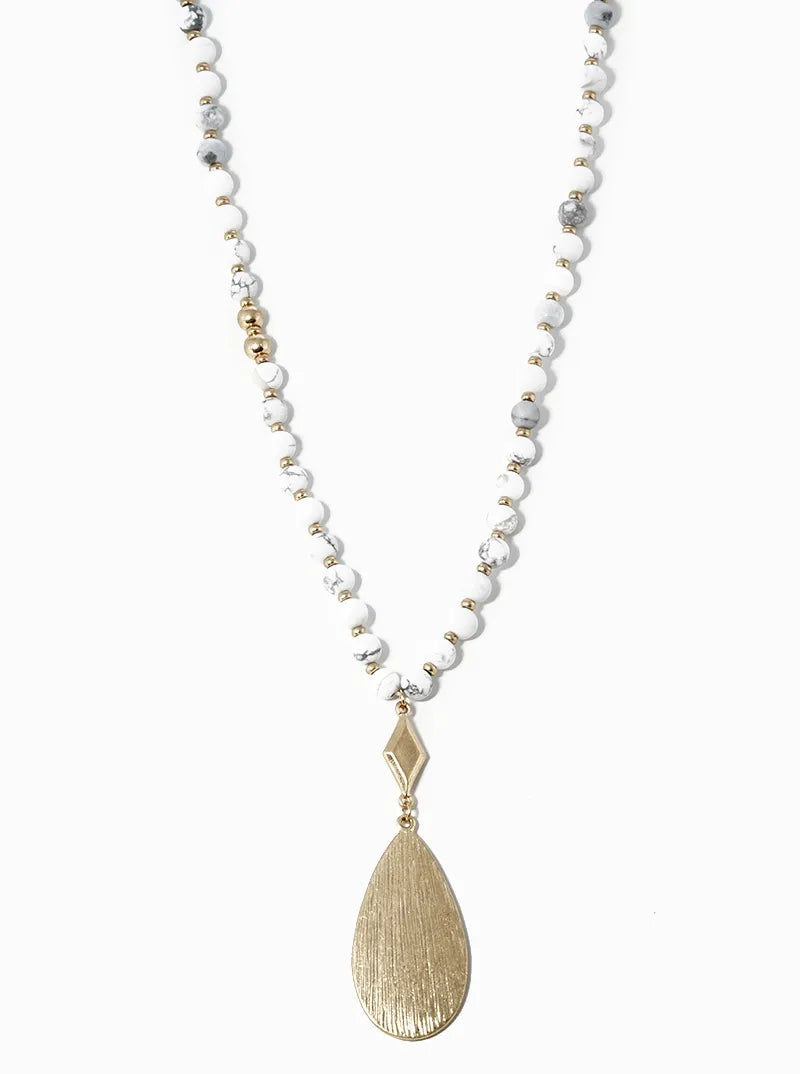 30 Inch Semiprecious With Textured Teardrop Gold Pendant Necklace