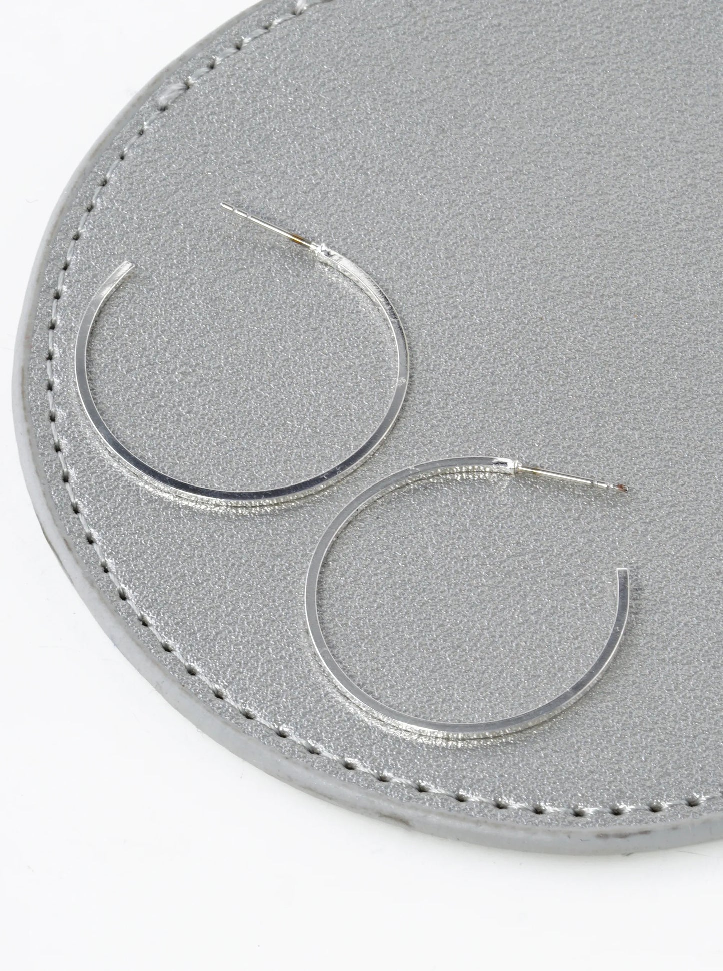 30mm Lightweight Brass Skinny Open Hoop Earrings