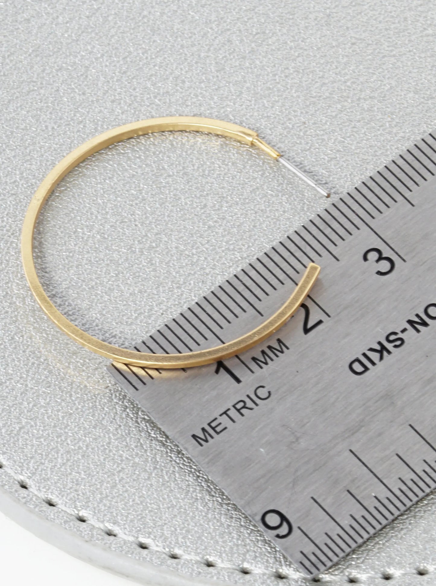 30mm Lightweight Brass Skinny Open Hoop Earrings