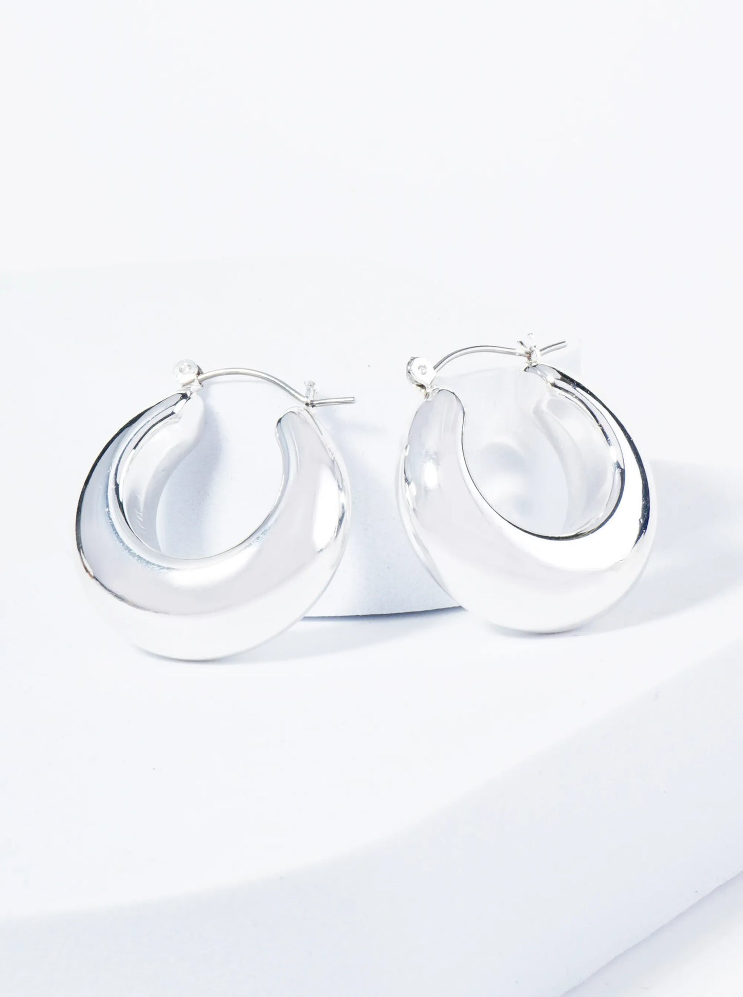 30mm Metal Hollow Hoop Earrings