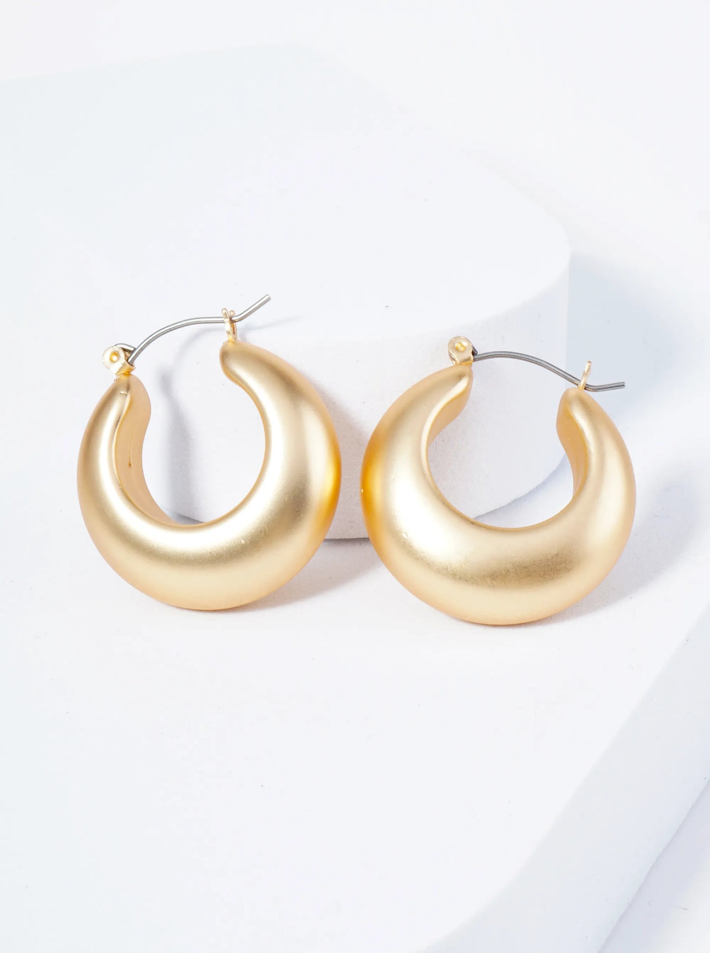 30mm Metal Hollow Hoop Earrings