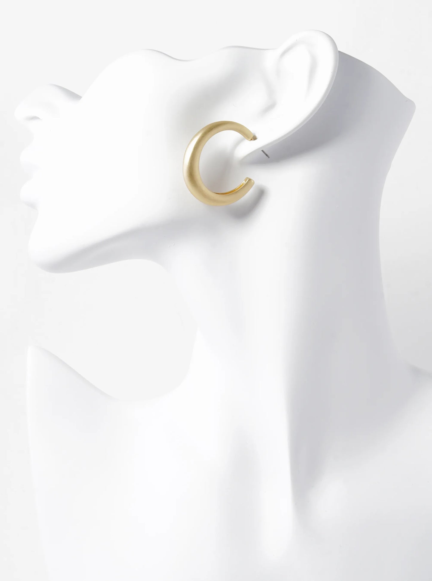 30mm Metal Tapered Open Hoop Earrings