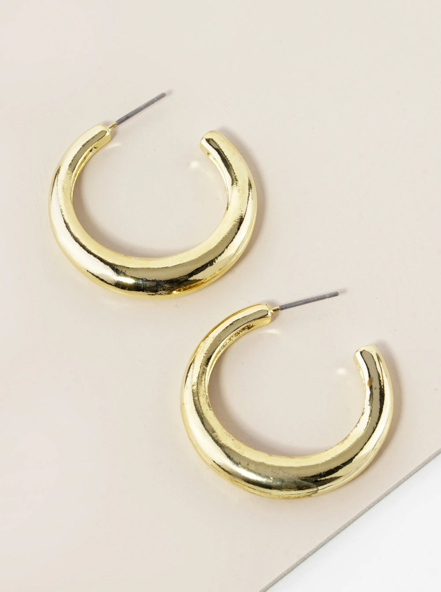 30mm Metal Tapered Open Hoop Earrings