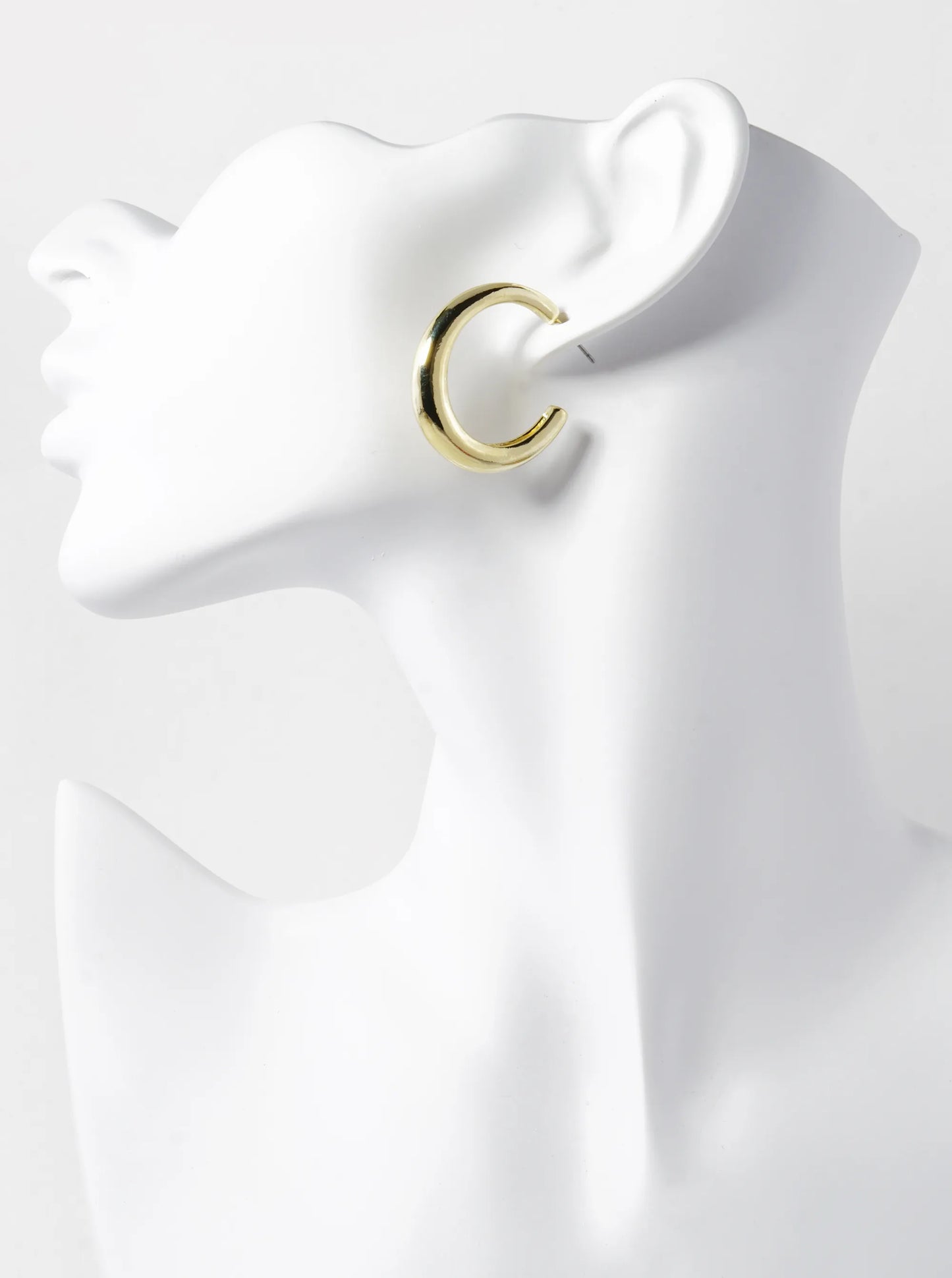 30mm Metal Tapered Open Hoop Earrings